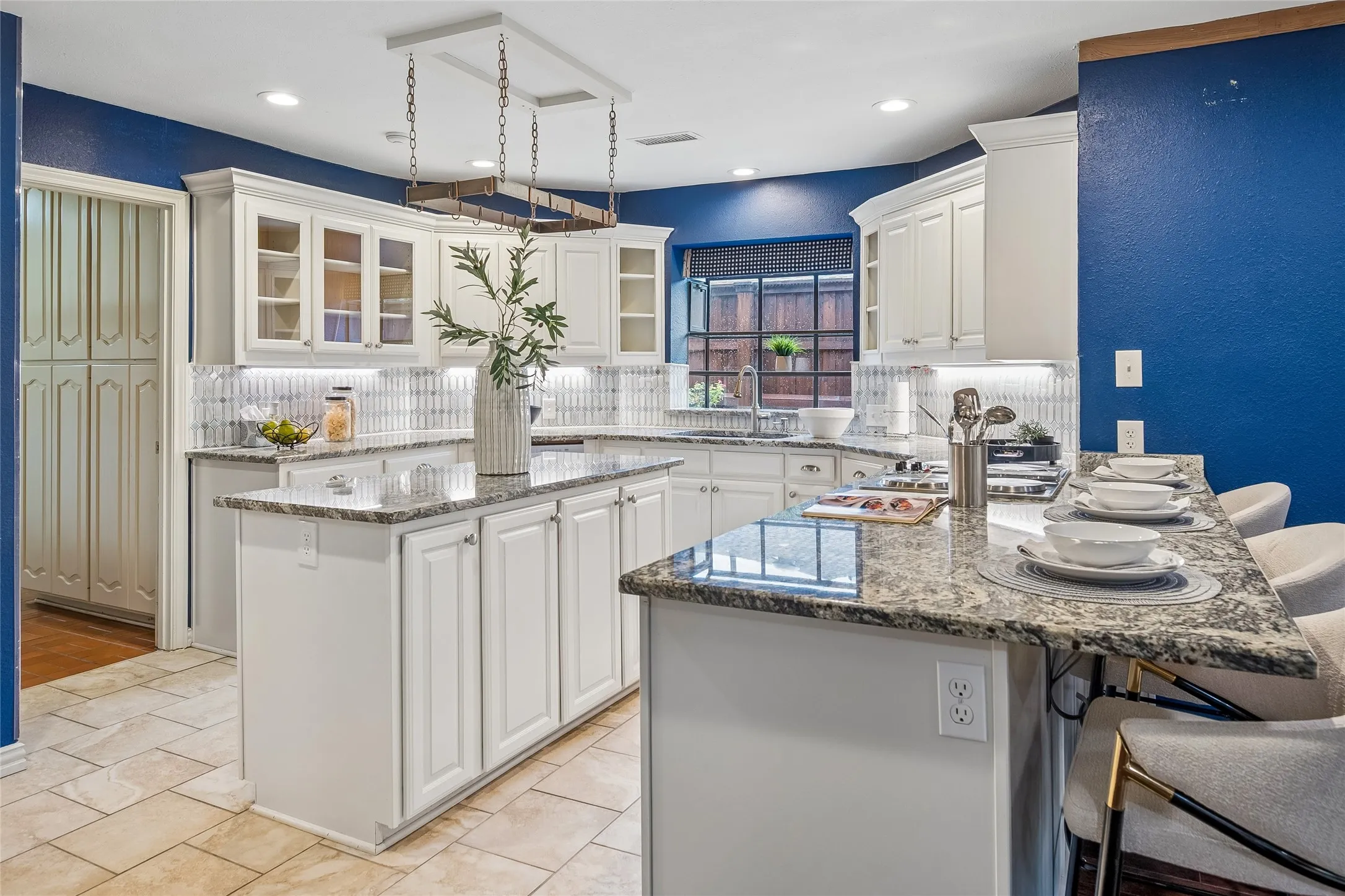 Single Family Residence For Sale in Collin County , 3412 Rockbrook Drive, Plano, Texas 75074, 4 Bedroom, 4 Bathroom, 2 Garage spaces, 2,837 Sqft, built in 1981, mls#21327523, Real Estate Agent in Plano, Homes For Sale in Collin county, Homes For Sale in Plano, Realtor in Plano Texas, Real Estate Brokerage Independent Realty Texas, Luminita Cordes Realtor
