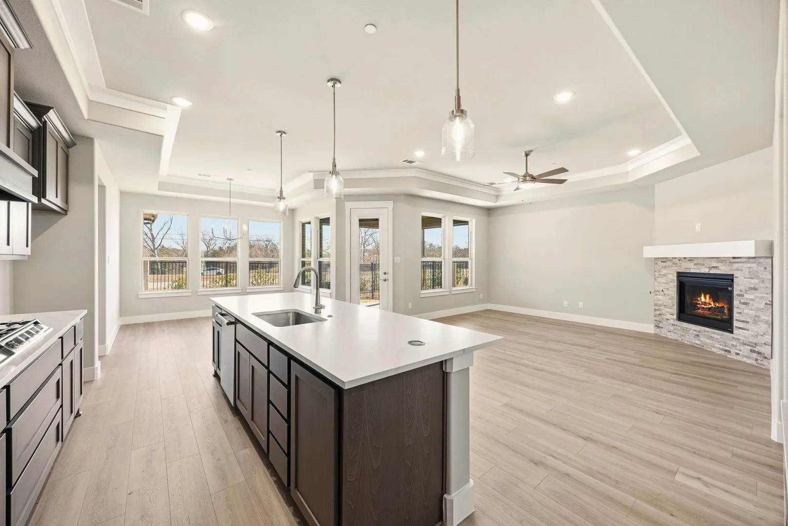 16-web-or-mls-191-pomona-crk.jpg