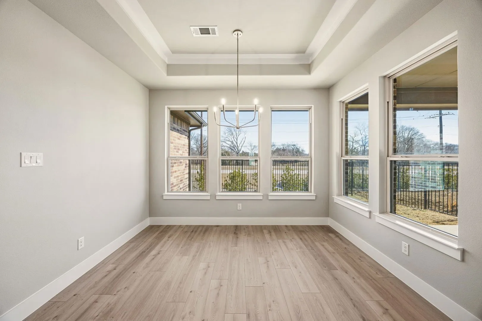 18-web-or-mls-191-pomona-crk.jpg