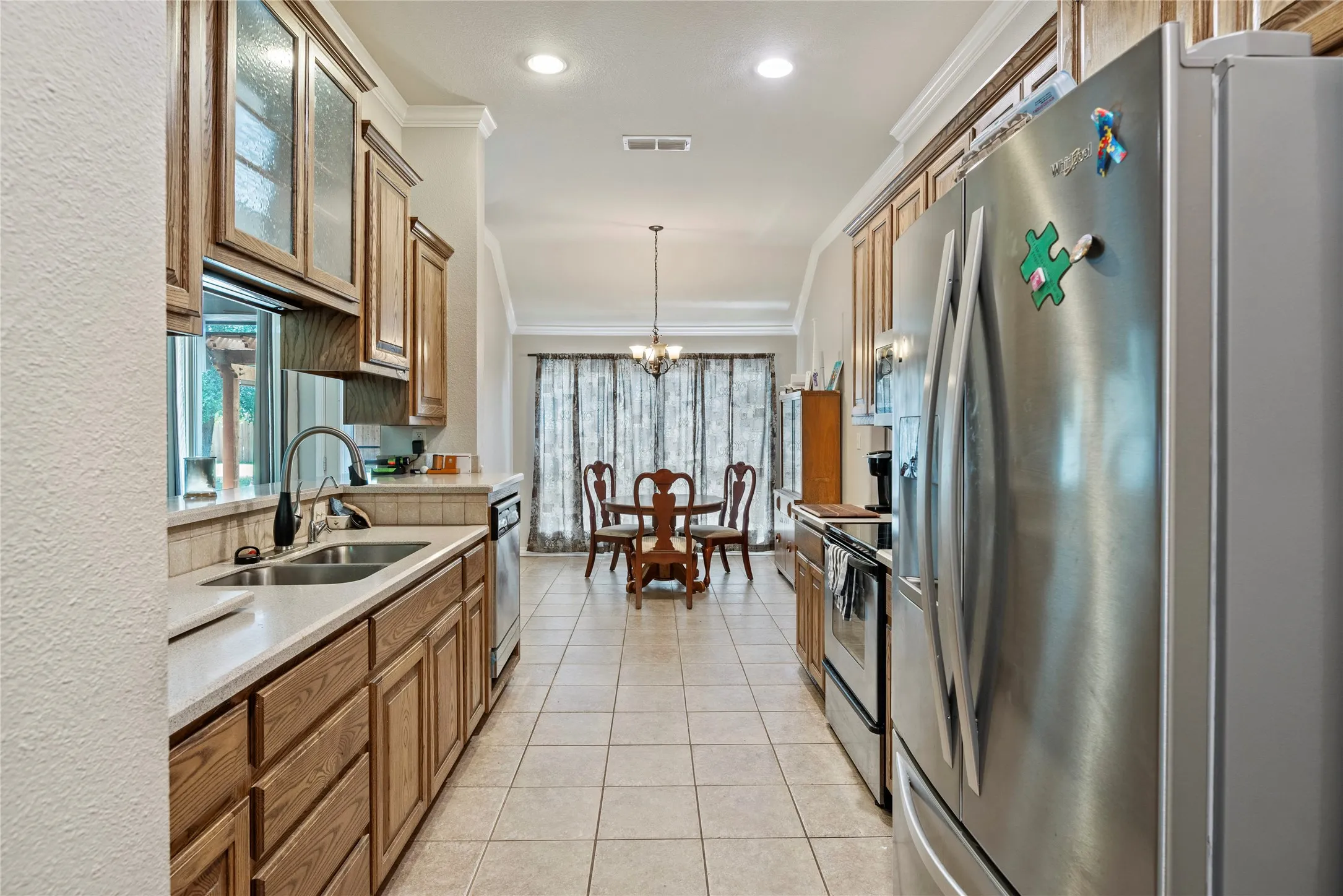 Single Family Residence For Sale in Hood County , 903 Winding Road, Granbury, Texas 76049, 3 Bedrooms, 2 Bathrooms, 2 Garage spaces, 1,976 Sqft, built in 2006, Price $379,900, mls#21339409, Real Estate Agent in Granbury, Homes For Sale in Hood county, Homes For Sale in Granbury, Realtor in Granbury Texas, Real Estate Brokerage Independent Realty Texas, Luminita Cordes Realtor