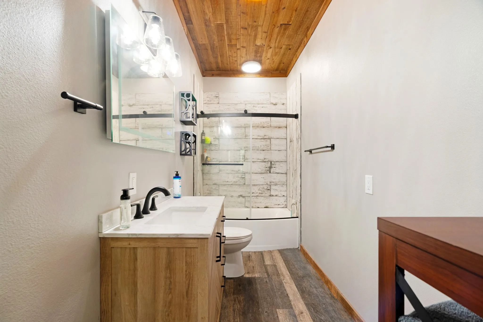 Single Family Residence For Sale in Red River (TX) County , 2361 CR 2131, Detroit, Texas 75436, 2 Bedroom, 3 Bathroom, Garage spaces, 1,649 Sqft, built in 2023, mls#21338402, Real Estate Agent in Detroit, Homes For Sale in Red River (TX) county, Homes For Sale in Detroit, Realtor in Detroit Texas, Real Estate Brokerage Independent Realty Texas, Luminita Cordes Realtor