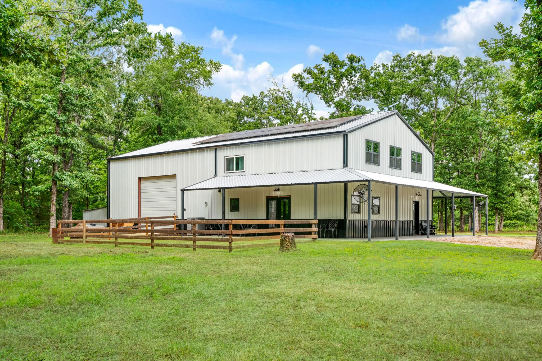 Single Family Residence For Sale in Red River (TX) County , 2361 CR 2131, Detroit, Texas 75436, 2 Bedroom, 3 Bathroom, Garage spaces, 1,649 Sqft, built in 2023, mls#21338402, Real Estate Agent in Detroit, Homes For Sale in Red River (TX) county, Homes For Sale in Detroit, Realtor in Detroit Texas, Real Estate Brokerage Independent Realty Texas, Luminita Cordes Realtor