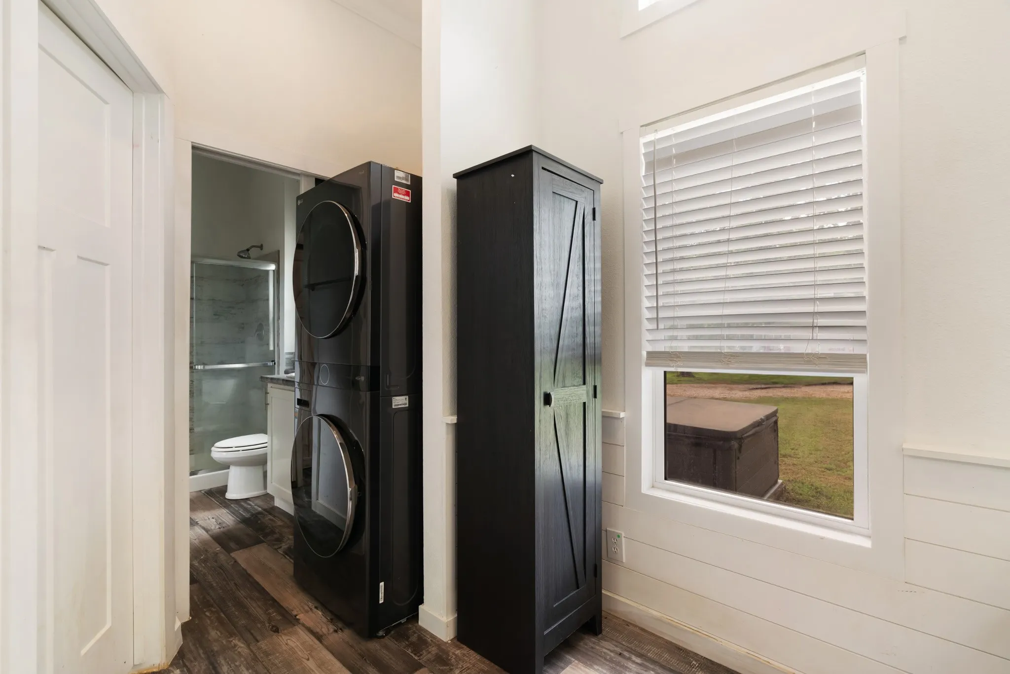 Single Family Residence For Sale in Red River (TX) County , 2361 CR 2131, Detroit, Texas 75436, 2 Bedroom, 3 Bathroom, Garage spaces, 1,649 Sqft, built in 2023, mls#21338402, Real Estate Agent in Detroit, Homes For Sale in Red River (TX) county, Homes For Sale in Detroit, Realtor in Detroit Texas, Real Estate Brokerage Independent Realty Texas, Luminita Cordes Realtor