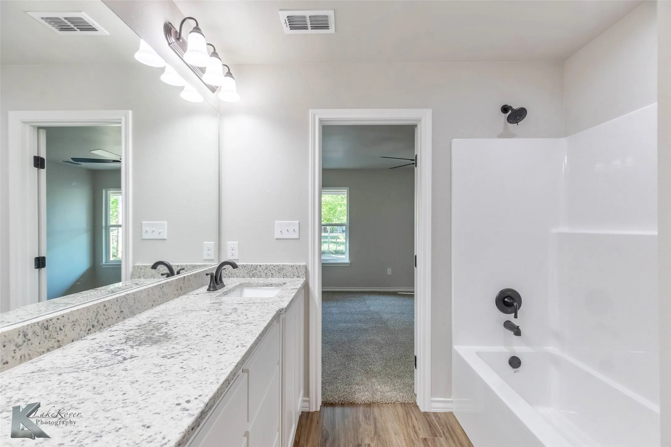 Single Family Residence For Sale in Taylor County , 809 Sycamore Street, Abilene, Texas 79602, 3 Bedrooms, 2 Bathrooms, 2 Garage spaces, 1,250 Sqft, built in 2026, Price $203,000, mls#21343313, Real Estate Agent in Abilene, Homes For Sale in Taylor county, Homes For Sale in Abilene, Realtor in Abilene Texas, Real Estate Brokerage Independent Realty Texas, Luminita Cordes Realtor