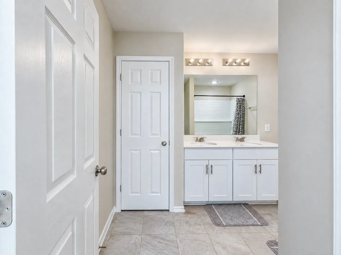 Single Family Residence For Rent in Collin County , 902 Feldspar Way, Princeton, Texas 75407, 4 Bedroom, 3 Bathroom, 2 Garage spaces, 2,358 Sqft, built in 2022, mls#21339565, Real Estate Agent in Princeton, Homes For Rent in Collin county, Homes For Rent in Princeton, Realtor in Princeton Texas, Real Estate Brokerage Independent Realty Texas, Luminita Cordes Realtor