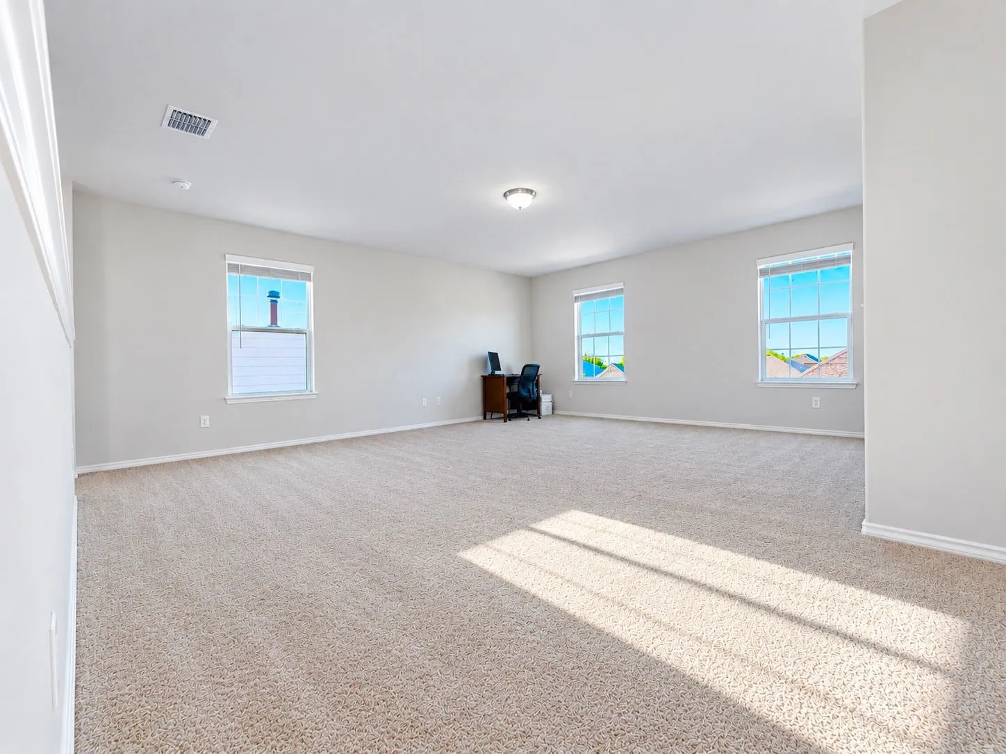 Single Family Residence For Rent in Collin County , 902 Feldspar Way, Princeton, Texas 75407, 4 Bedroom, 3 Bathroom, 2 Garage spaces, 2,358 Sqft, built in 2022, mls#21339565, Real Estate Agent in Princeton, Homes For Rent in Collin county, Homes For Rent in Princeton, Realtor in Princeton Texas, Real Estate Brokerage Independent Realty Texas, Luminita Cordes Realtor