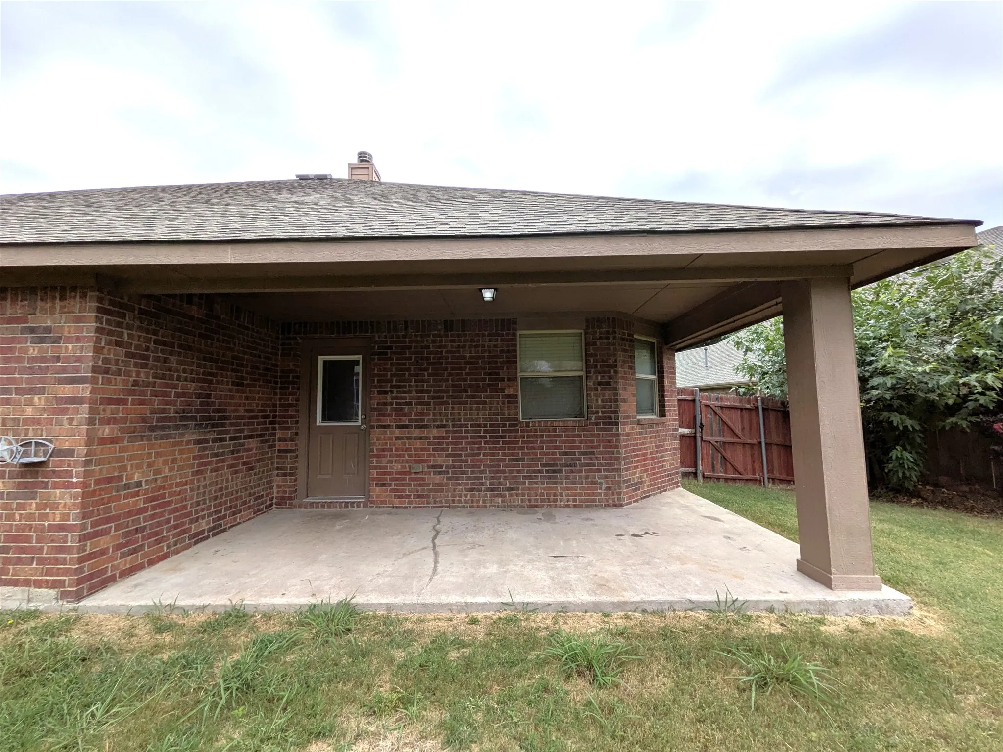 Single Family Residence For Rent in Tarrant County , 14013 Zippo Way, Fort Worth, Texas 76052, 3 Bedroom, 2 Bathroom, 2 Garage spaces, 2,093 Sqft, built in 2010, mls#21343334, Real Estate Agent in Fort Worth, Homes For Rent in Tarrant county, Homes For Rent in Fort Worth, Realtor in Fort Worth Texas, Real Estate Brokerage Independent Realty Texas, Luminita Cordes Realtor