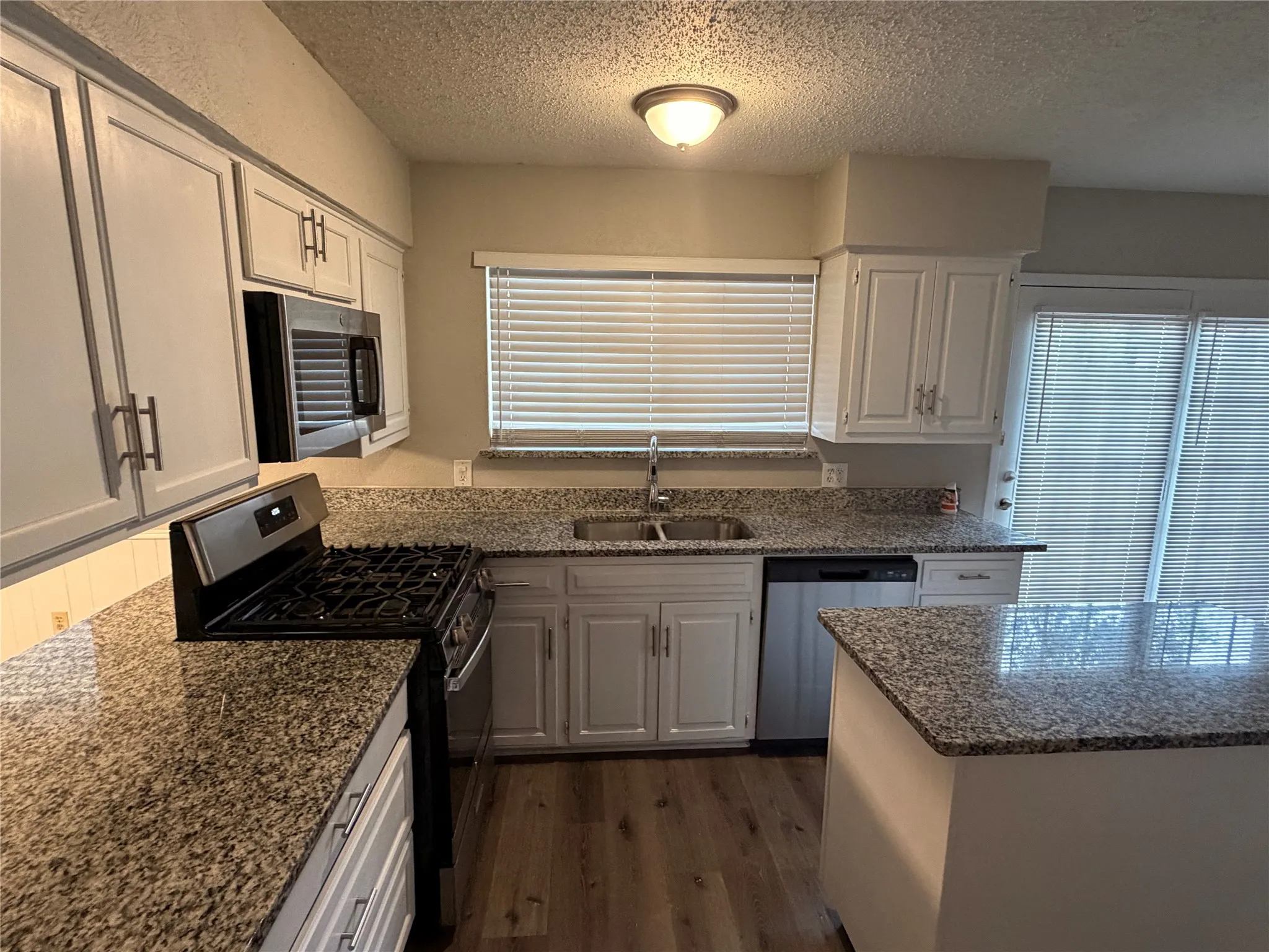 Single Family Residence For Sale in Tarrant County , 3004 David Lane, Arlington, Texas 76013, 3 Bedroom, 2 Bathroom, 4 Garage spaces, 1,553 Sqft, built in 1965, mls#21343289, Real Estate Agent in Arlington, Homes For Sale in Tarrant county, Homes For Sale in Arlington, Realtor in Arlington Texas, Real Estate Brokerage Independent Realty Texas, Luminita Cordes Realtor