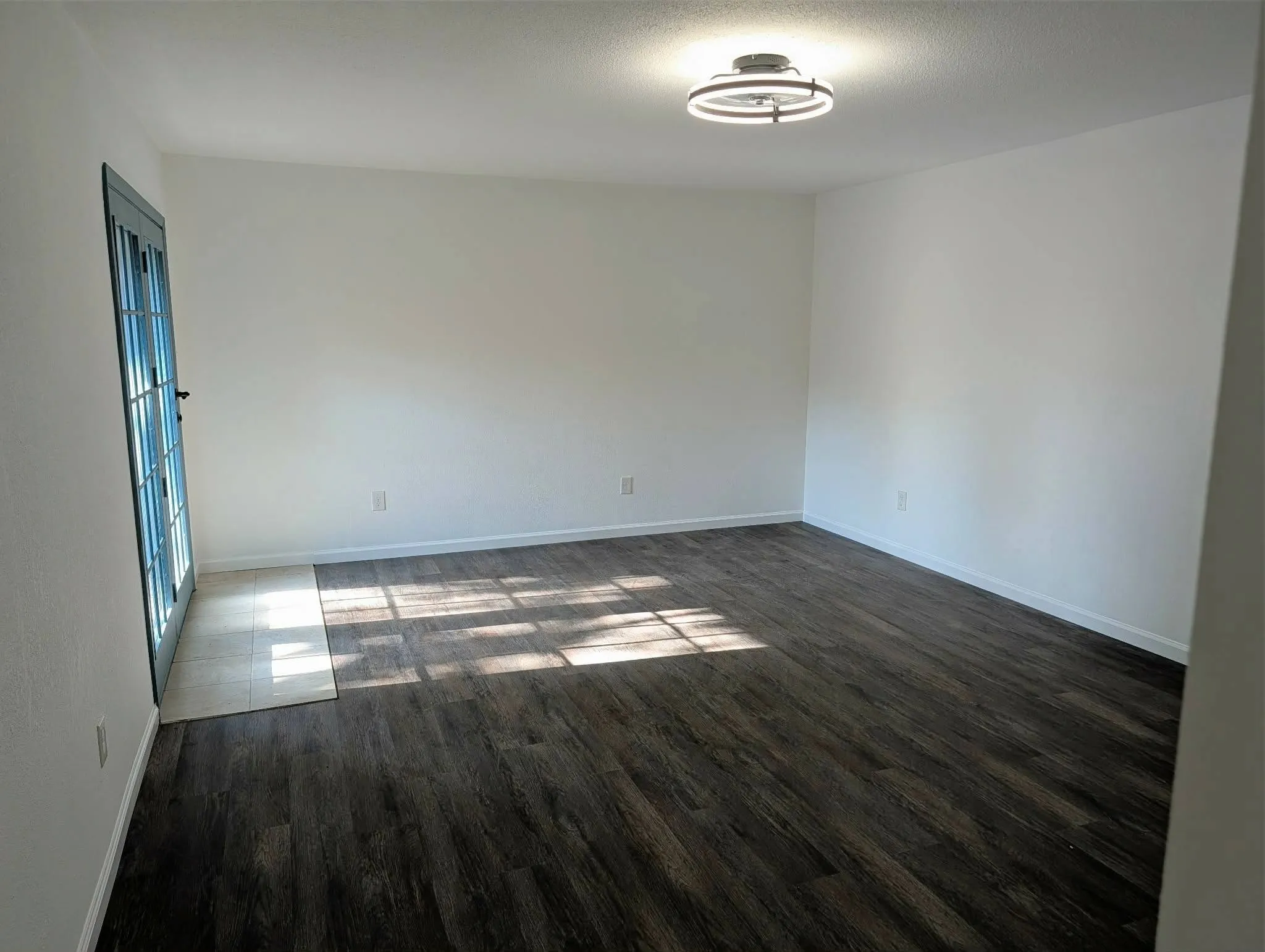 Single Family Residence For Sale in Tarrant County , 1756 Cynthia Lane, Hurst, Texas 76054, 3 Bedroom, 2 Bathroom, 2 Garage spaces, 1,879 Sqft, built in 1967, mls#21343336, Real Estate Agent in Hurst, Homes For Sale in Tarrant county, Homes For Sale in Hurst, Realtor in Hurst Texas, Real Estate Brokerage Independent Realty Texas, Luminita Cordes Realtor