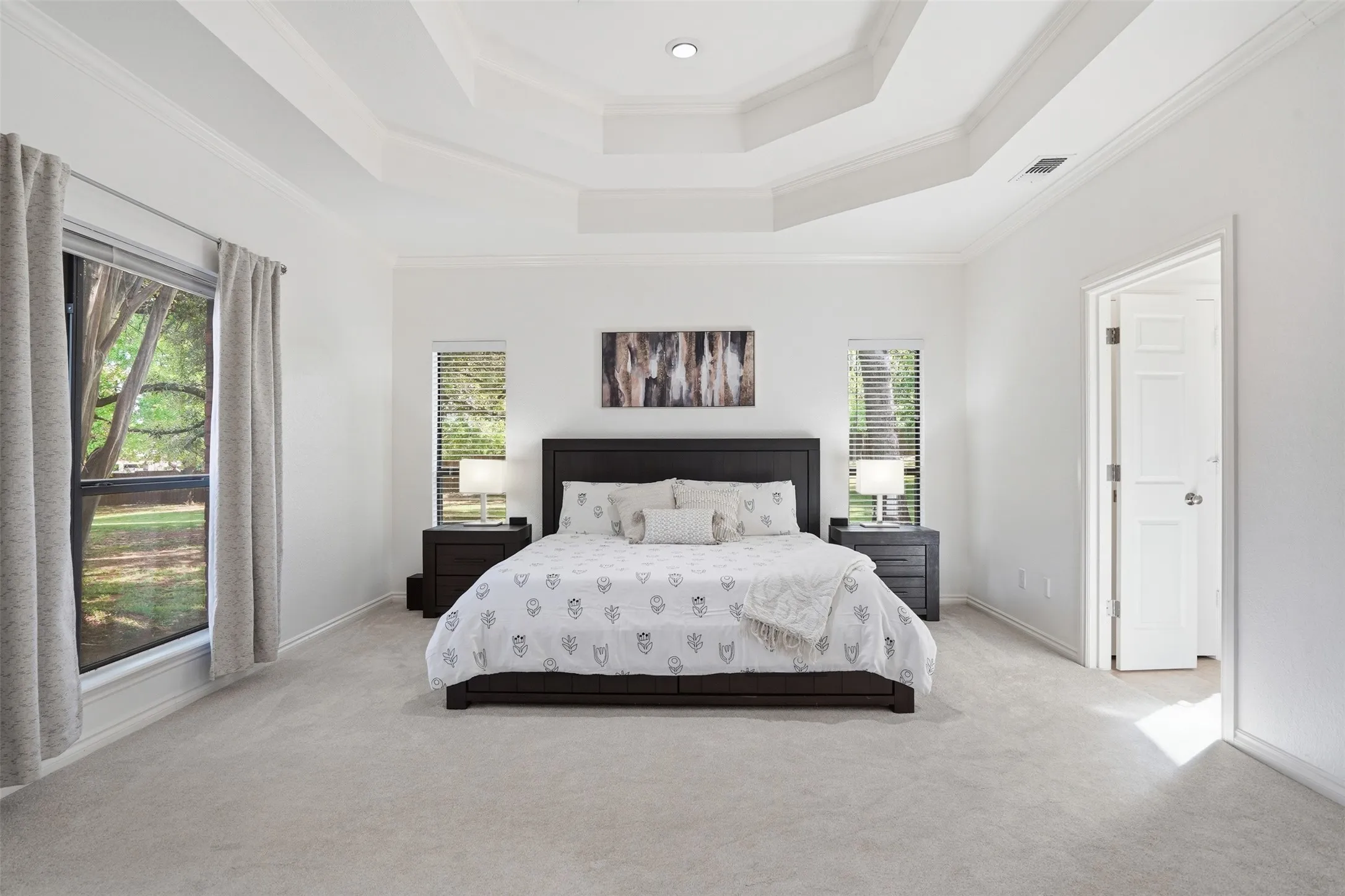 Single Family Residence For Sale in Tarrant County , 1363 Cross Timber Drive, Southlake, Texas 76092, 4 Bedroom, 3 Bathroom, 3 Garage spaces, 3,230 Sqft, built in 1986, mls#21343140, Real Estate Agent in Southlake, Homes For Sale in Tarrant county, Homes For Sale in Southlake, Realtor in Southlake Texas, Real Estate Brokerage Independent Realty Texas, Luminita Cordes Realtor