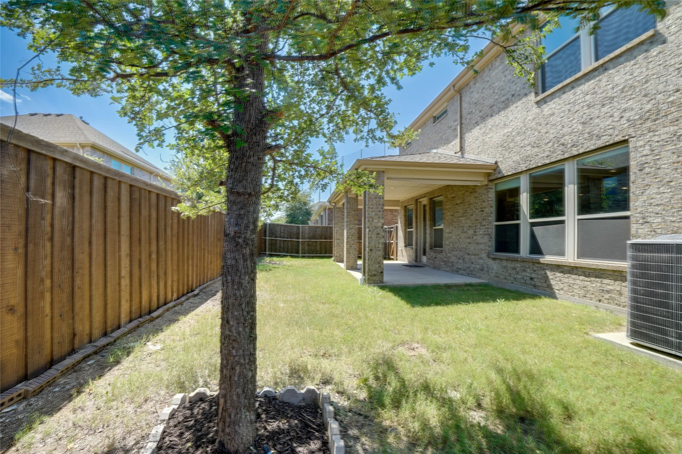 Single Family Residence For Rent in Collin County , 410 Club House Drive, Allen, Texas 75002, 4 Bedroom, 3 Bathroom, 2 Garage spaces, 2,584 Sqft, built in 2018, mls#21341943, Real Estate Agent in Allen, Homes For Rent in Collin county, Homes For Rent in Allen, Realtor in Allen Texas, Real Estate Brokerage Independent Realty Texas, Luminita Cordes Realtor