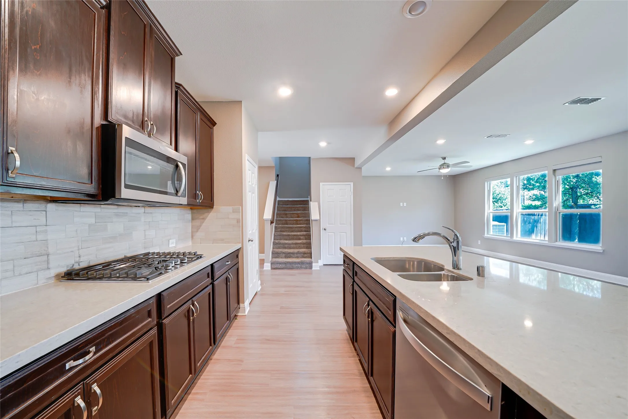 Single Family Residence For Rent in Collin County , 410 Club House Drive, Allen, Texas 75002, 4 Bedroom, 3 Bathroom, 2 Garage spaces, 2,584 Sqft, built in 2018, mls#21341943, Real Estate Agent in Allen, Homes For Rent in Collin county, Homes For Rent in Allen, Realtor in Allen Texas, Real Estate Brokerage Independent Realty Texas, Luminita Cordes Realtor
