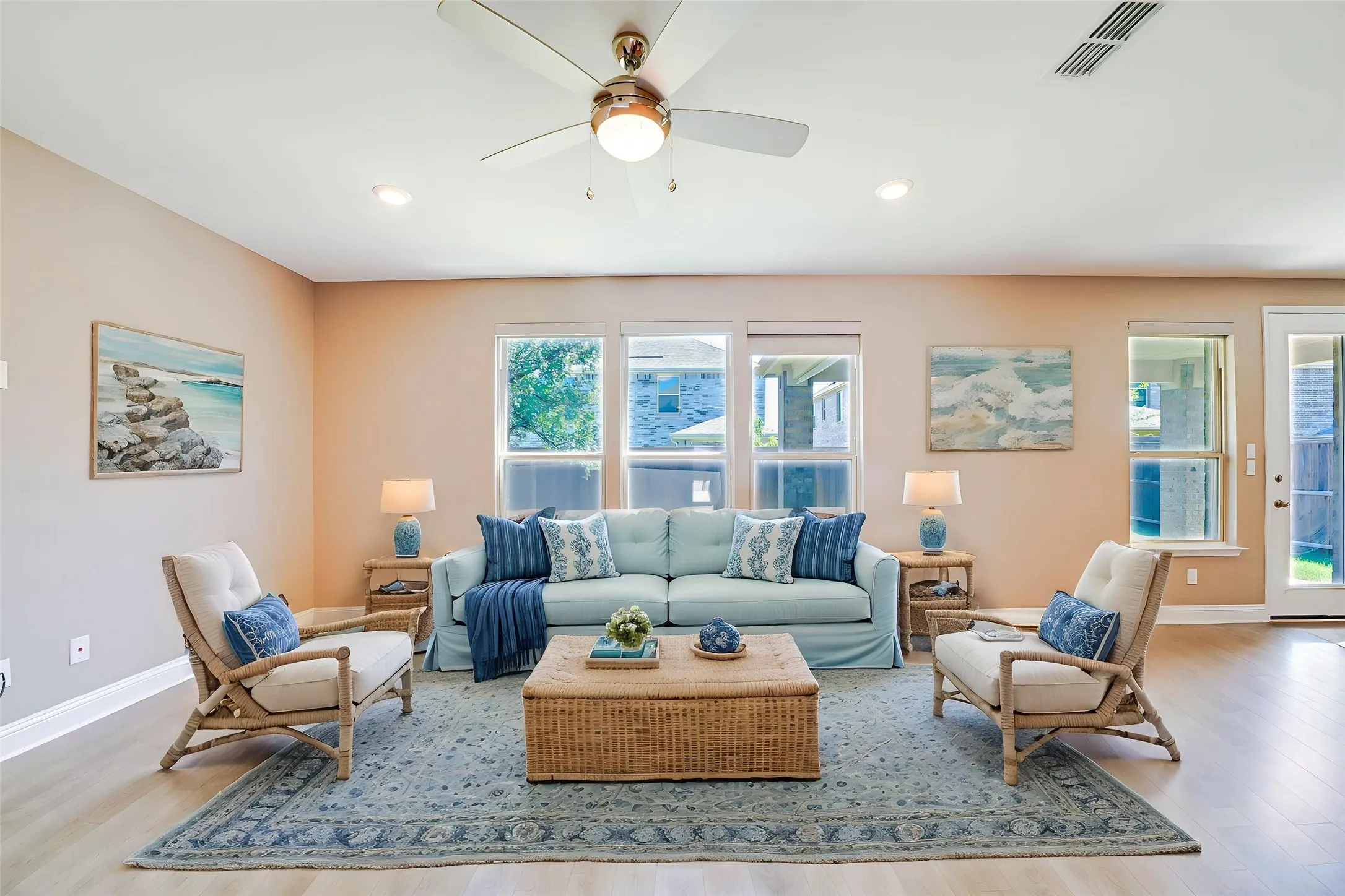 Single Family Residence For Rent in Collin County , 410 Club House Drive, Allen, Texas 75002, 4 Bedroom, 3 Bathroom, 2 Garage spaces, 2,584 Sqft, built in 2018, mls#21341943, Real Estate Agent in Allen, Homes For Rent in Collin county, Homes For Rent in Allen, Realtor in Allen Texas, Real Estate Brokerage Independent Realty Texas, Luminita Cordes Realtor