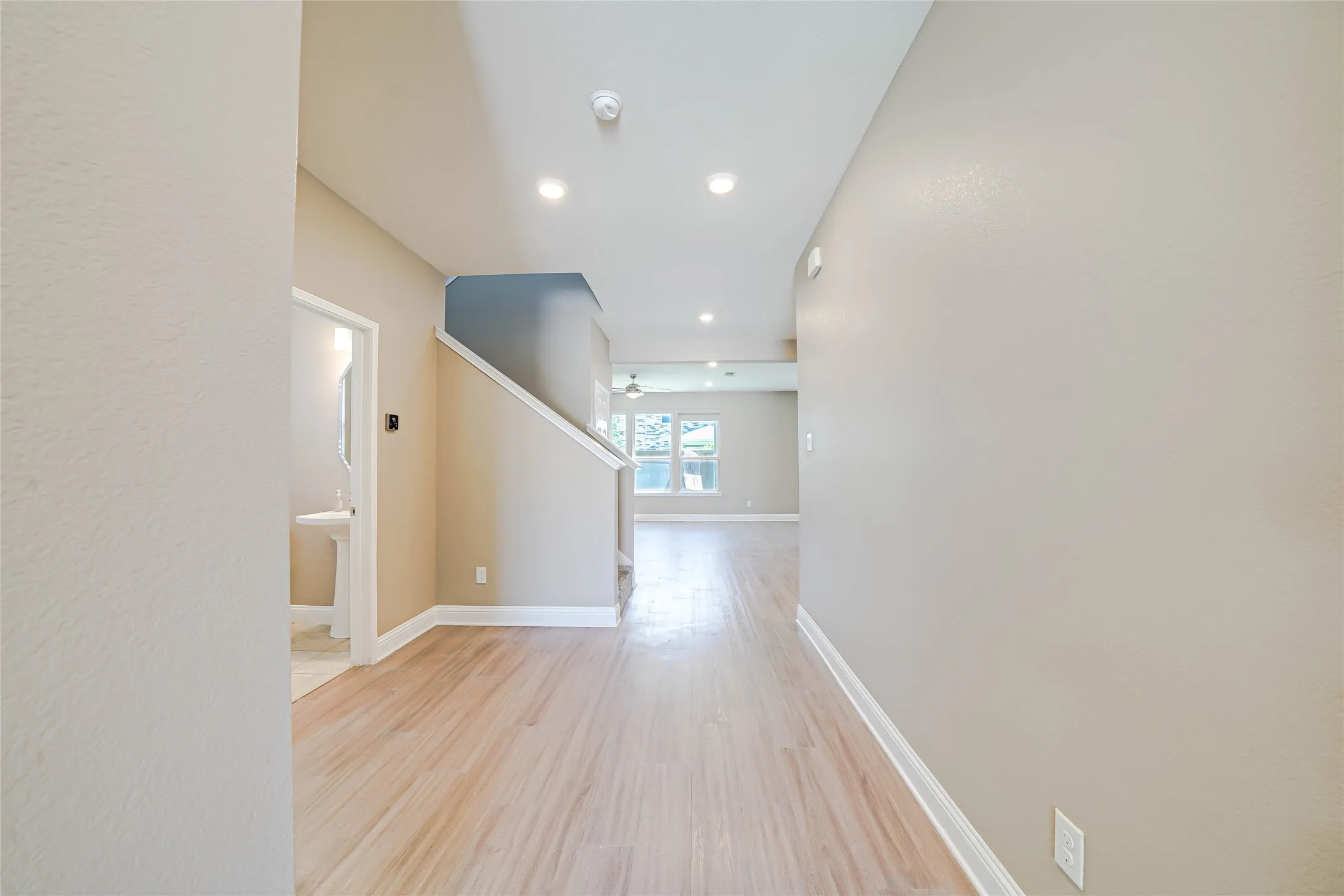 Single Family Residence For Rent in Collin County , 410 Club House Drive, Allen, Texas 75002, 4 Bedroom, 3 Bathroom, 2 Garage spaces, 2,584 Sqft, built in 2018, mls#21341943, Real Estate Agent in Allen, Homes For Rent in Collin county, Homes For Rent in Allen, Realtor in Allen Texas, Real Estate Brokerage Independent Realty Texas, Luminita Cordes Realtor