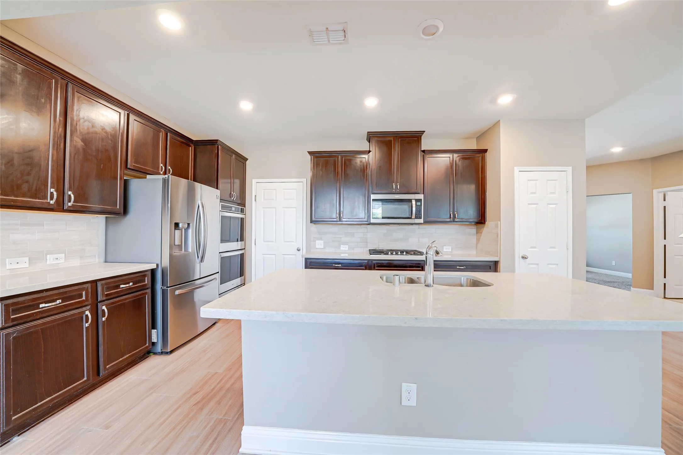 Single Family Residence For Rent in Collin County , 410 Club House Drive, Allen, Texas 75002, 4 Bedroom, 3 Bathroom, 2 Garage spaces, 2,584 Sqft, built in 2018, mls#21341943, Real Estate Agent in Allen, Homes For Rent in Collin county, Homes For Rent in Allen, Realtor in Allen Texas, Real Estate Brokerage Independent Realty Texas, Luminita Cordes Realtor