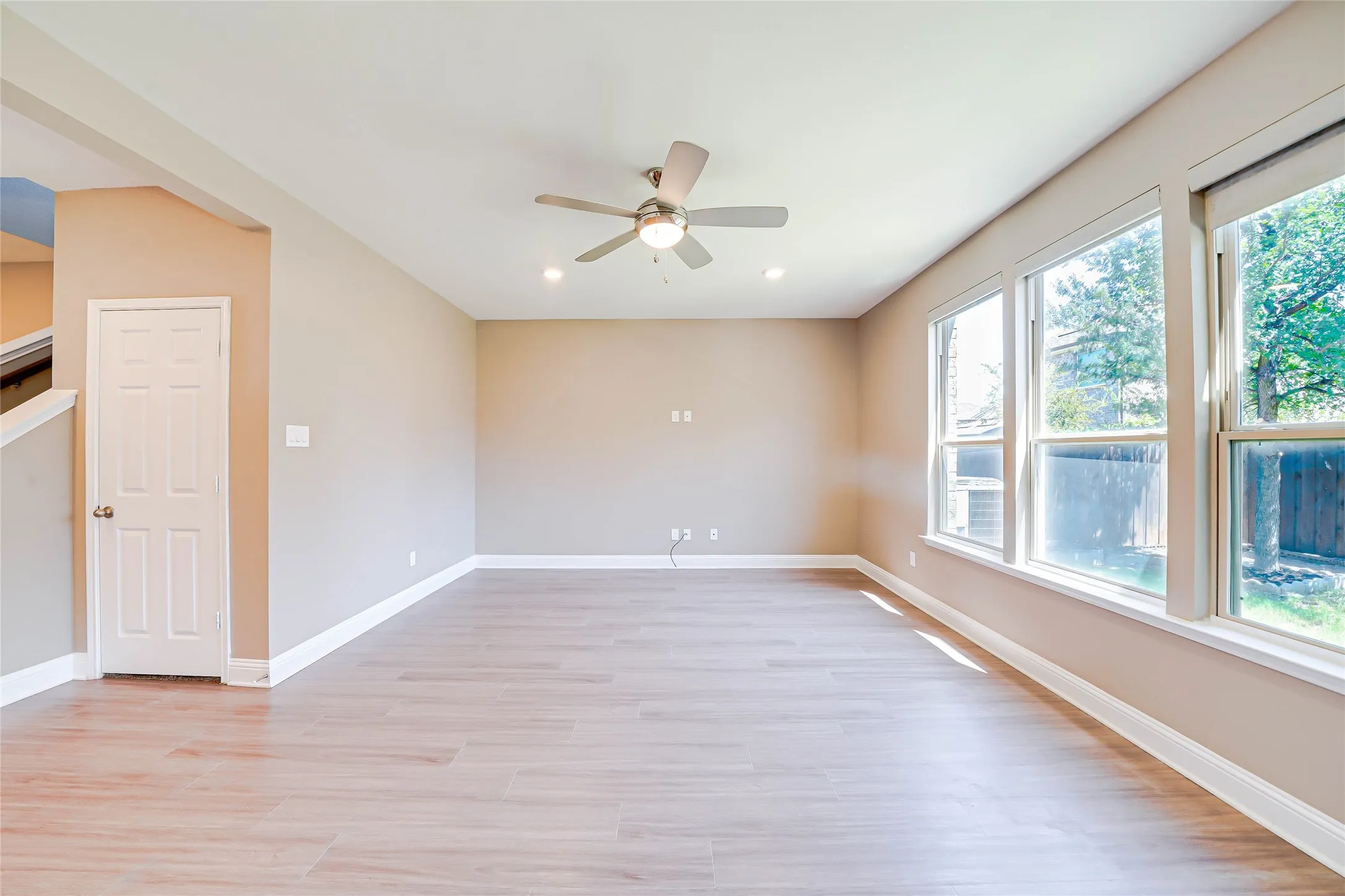Single Family Residence For Rent in Collin County , 410 Club House Drive, Allen, Texas 75002, 4 Bedroom, 3 Bathroom, 2 Garage spaces, 2,584 Sqft, built in 2018, mls#21341943, Real Estate Agent in Allen, Homes For Rent in Collin county, Homes For Rent in Allen, Realtor in Allen Texas, Real Estate Brokerage Independent Realty Texas, Luminita Cordes Realtor