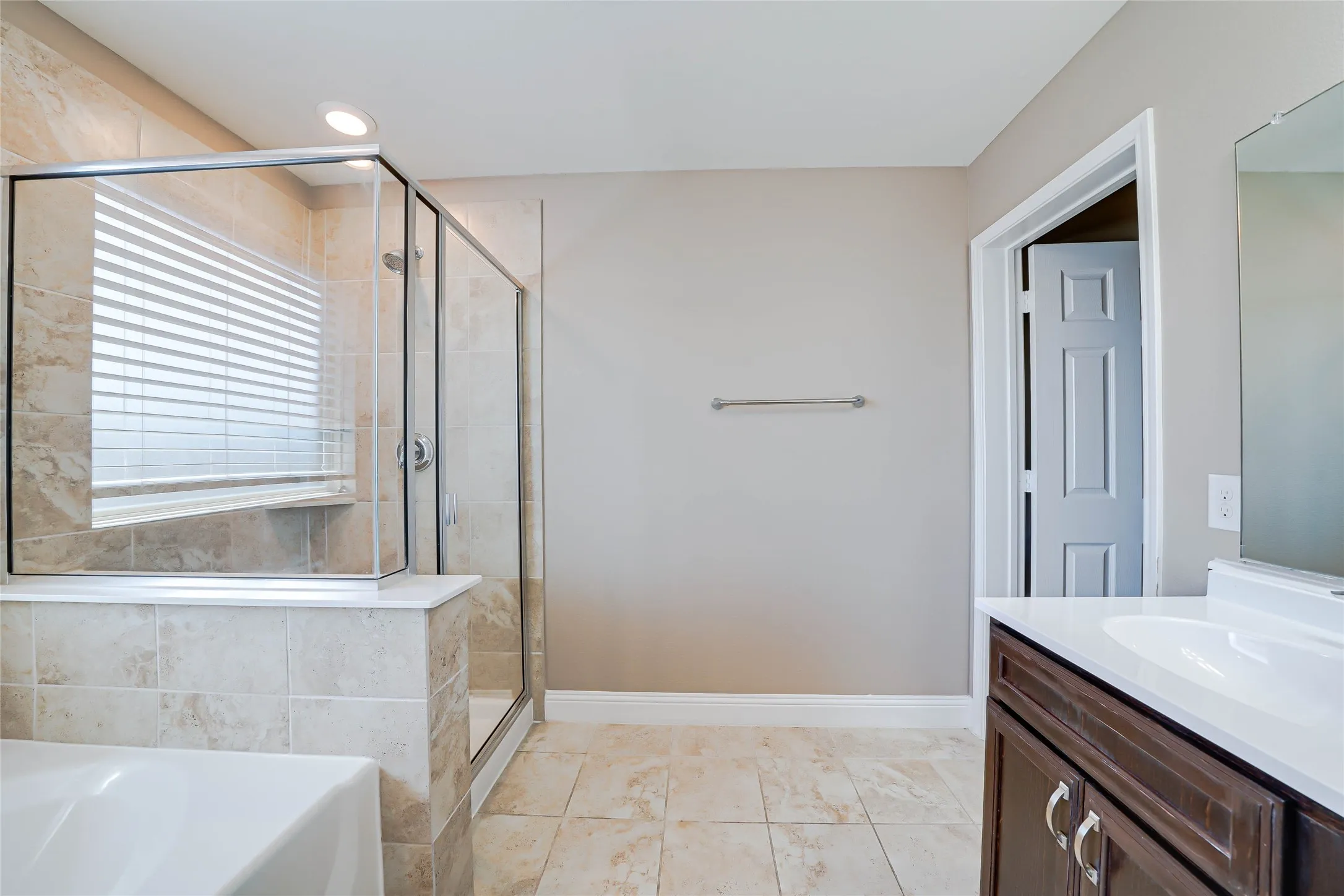 Single Family Residence For Rent in Collin County , 410 Club House Drive, Allen, Texas 75002, 4 Bedroom, 3 Bathroom, 2 Garage spaces, 2,584 Sqft, built in 2018, mls#21341943, Real Estate Agent in Allen, Homes For Rent in Collin county, Homes For Rent in Allen, Realtor in Allen Texas, Real Estate Brokerage Independent Realty Texas, Luminita Cordes Realtor