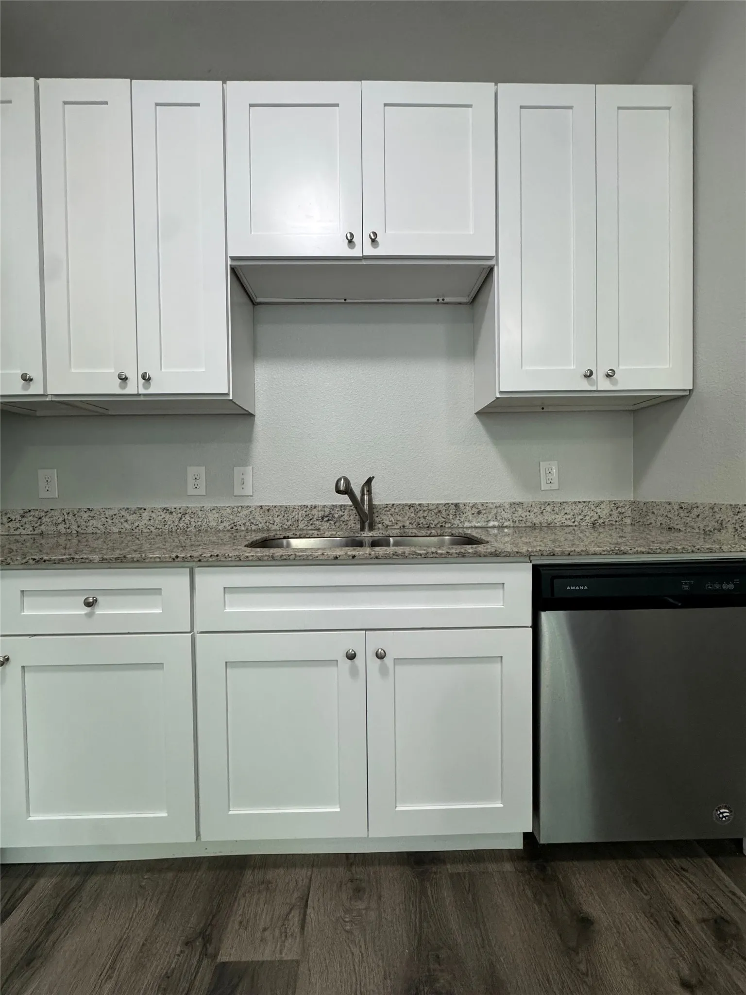 Duplex For Rent in Tarrant County , 2026 Brookes Street, Fort Worth, Texas 76105, 2 Bedroom, 2 Bathroom, 1 Garage spaces, 2,104 Sqft, built in 2019, mls#21343360, Real Estate Agent in Fort Worth, Homes For Rent in Tarrant county, Homes For Rent in Fort Worth, Realtor in Fort Worth Texas, Real Estate Brokerage Independent Realty Texas, Luminita Cordes Realtor