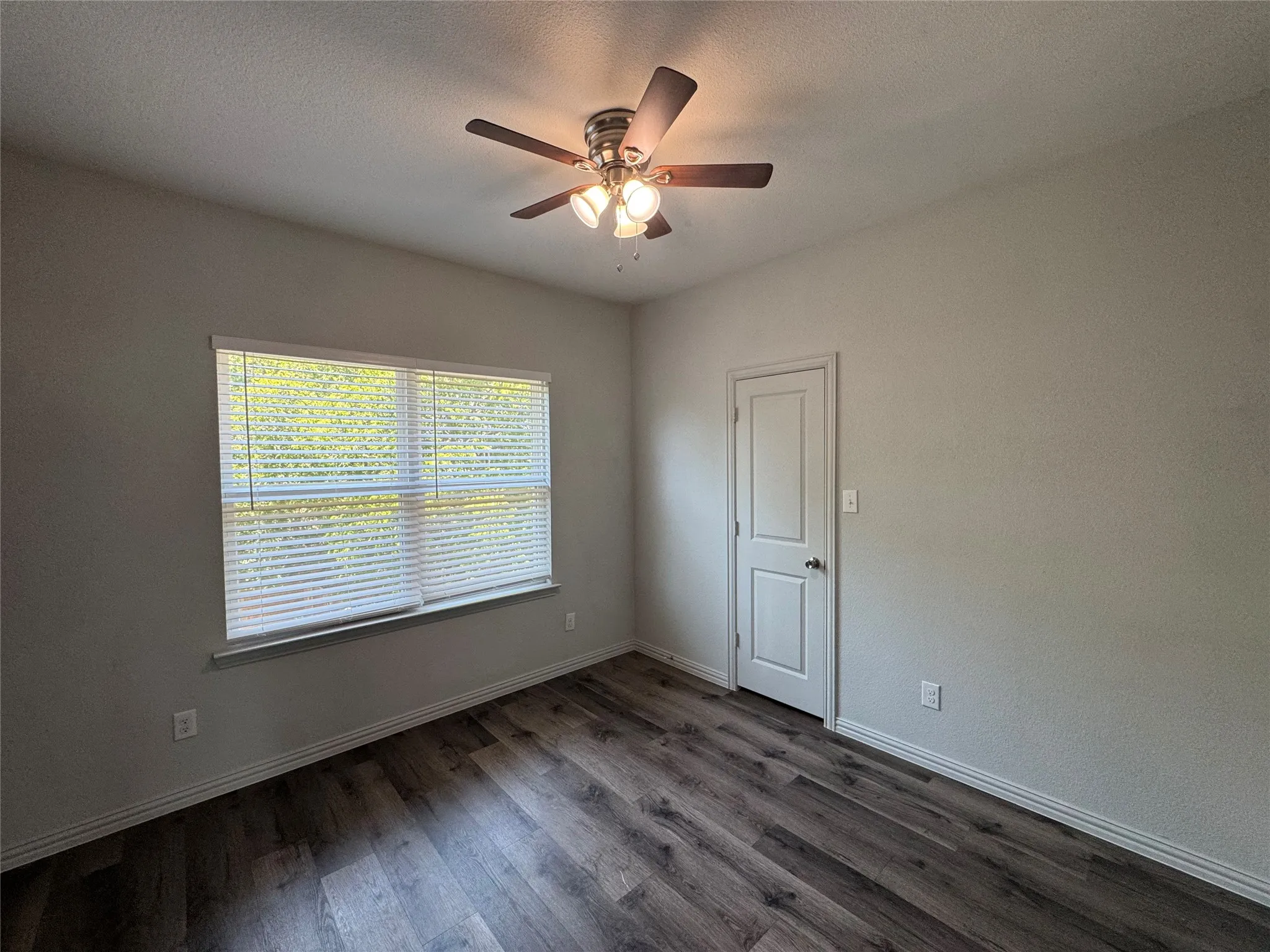 Duplex For Rent in Tarrant County , 2026 Brookes Street, Fort Worth, Texas 76105, 2 Bedroom, 2 Bathroom, 1 Garage spaces, 2,104 Sqft, built in 2019, mls#21343360, Real Estate Agent in Fort Worth, Homes For Rent in Tarrant county, Homes For Rent in Fort Worth, Realtor in Fort Worth Texas, Real Estate Brokerage Independent Realty Texas, Luminita Cordes Realtor