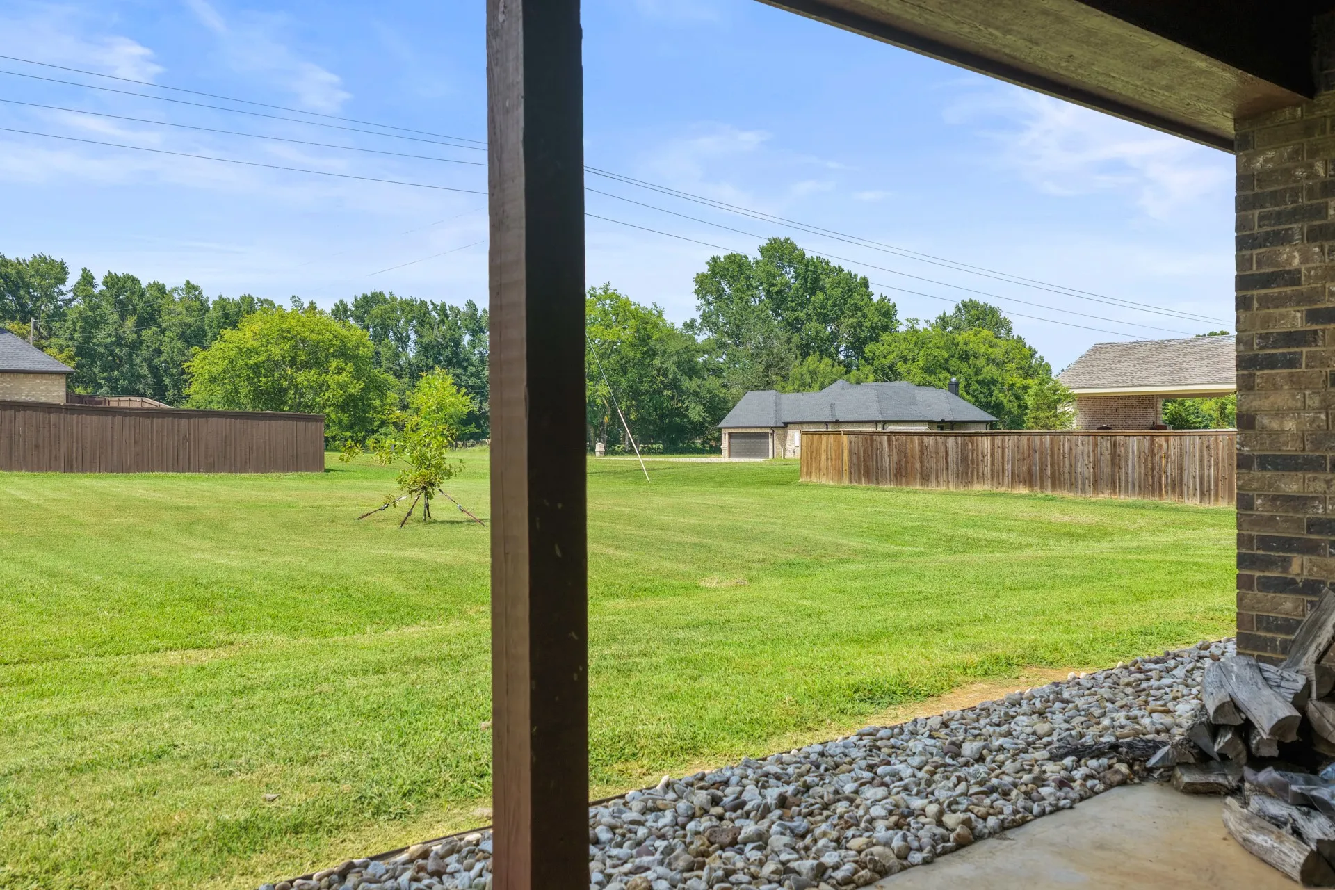 Single Family Residence For Sale in Titus County , 31 County Road 4742, Mt Pleasant, Texas 75455, 4 Bedroom, 2 Bathroom, 1 Garage spaces, 2,376 Sqft, built in 2017, mls#21343322, Real Estate Agent in Mt Pleasant, Homes For Sale in Titus county, Homes For Sale in Mt Pleasant, Realtor in Mt Pleasant Texas, Real Estate Brokerage Independent Realty Texas, Luminita Cordes Realtor