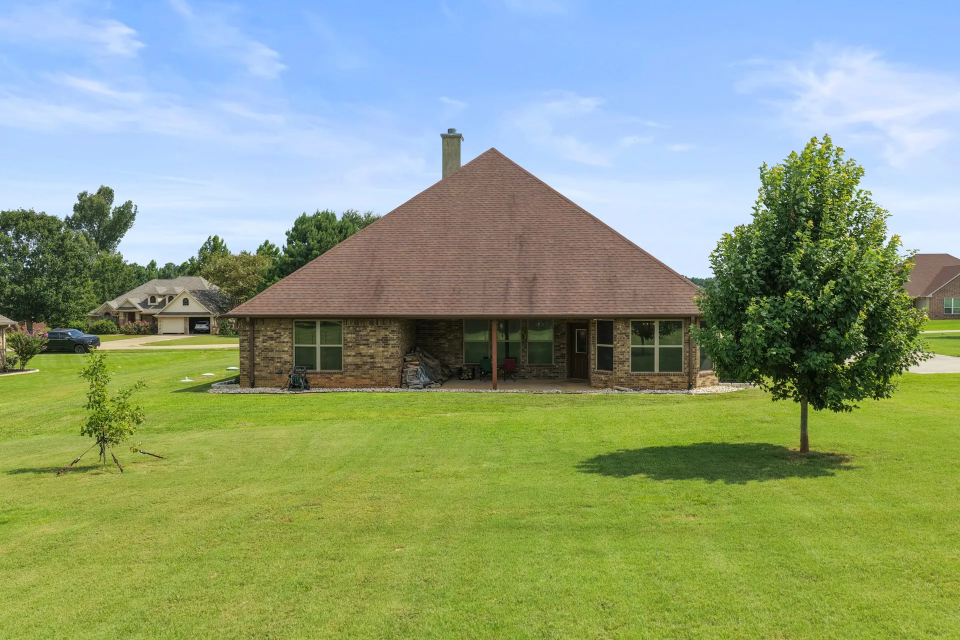 Single Family Residence For Sale in Titus County , 31 County Road 4742, Mt Pleasant, Texas 75455, 4 Bedroom, 2 Bathroom, 1 Garage spaces, 2,376 Sqft, built in 2017, mls#21343322, Real Estate Agent in Mt Pleasant, Homes For Sale in Titus county, Homes For Sale in Mt Pleasant, Realtor in Mt Pleasant Texas, Real Estate Brokerage Independent Realty Texas, Luminita Cordes Realtor