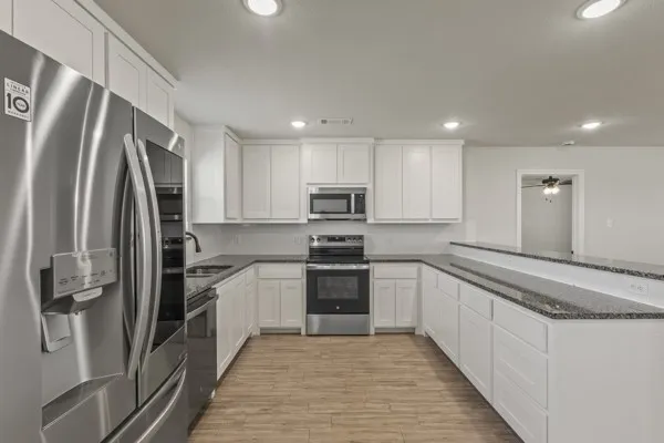 Single Family Residence For Sale in Parker County , 6043 Piper Anne Street, Azle, Texas 76020, 3 Bedroom, 2 Bathroom, Garage spaces, 1,400 Sqft, built in 2025, mls#21343170, Real Estate Agent in Azle, Homes For Sale in Parker county, Homes For Sale in Azle, Realtor in Azle Texas, Real Estate Brokerage Independent Realty Texas, Luminita Cordes Realtor