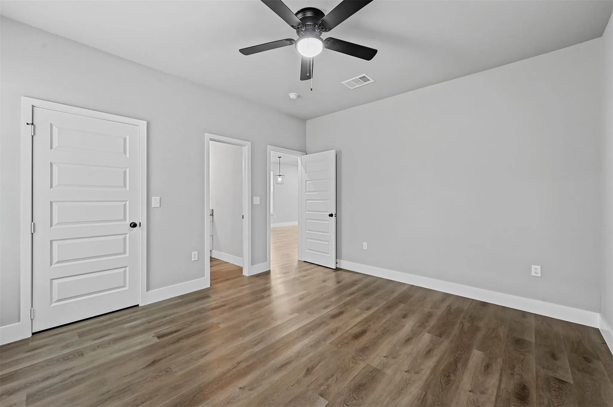 Single Family Residence For Rent in Henderson County , 6147 Shawnee Drive, Mabank, Texas 75156, 3 Bedroom, 2 Bathroom, Garage spaces, 1,380 Sqft, built in 2024, mls#21343367, Real Estate Agent in Mabank, Homes For Rent in Henderson county, Homes For Rent in Mabank, Realtor in Mabank Texas, Real Estate Brokerage Independent Realty Texas, Luminita Cordes Realtor