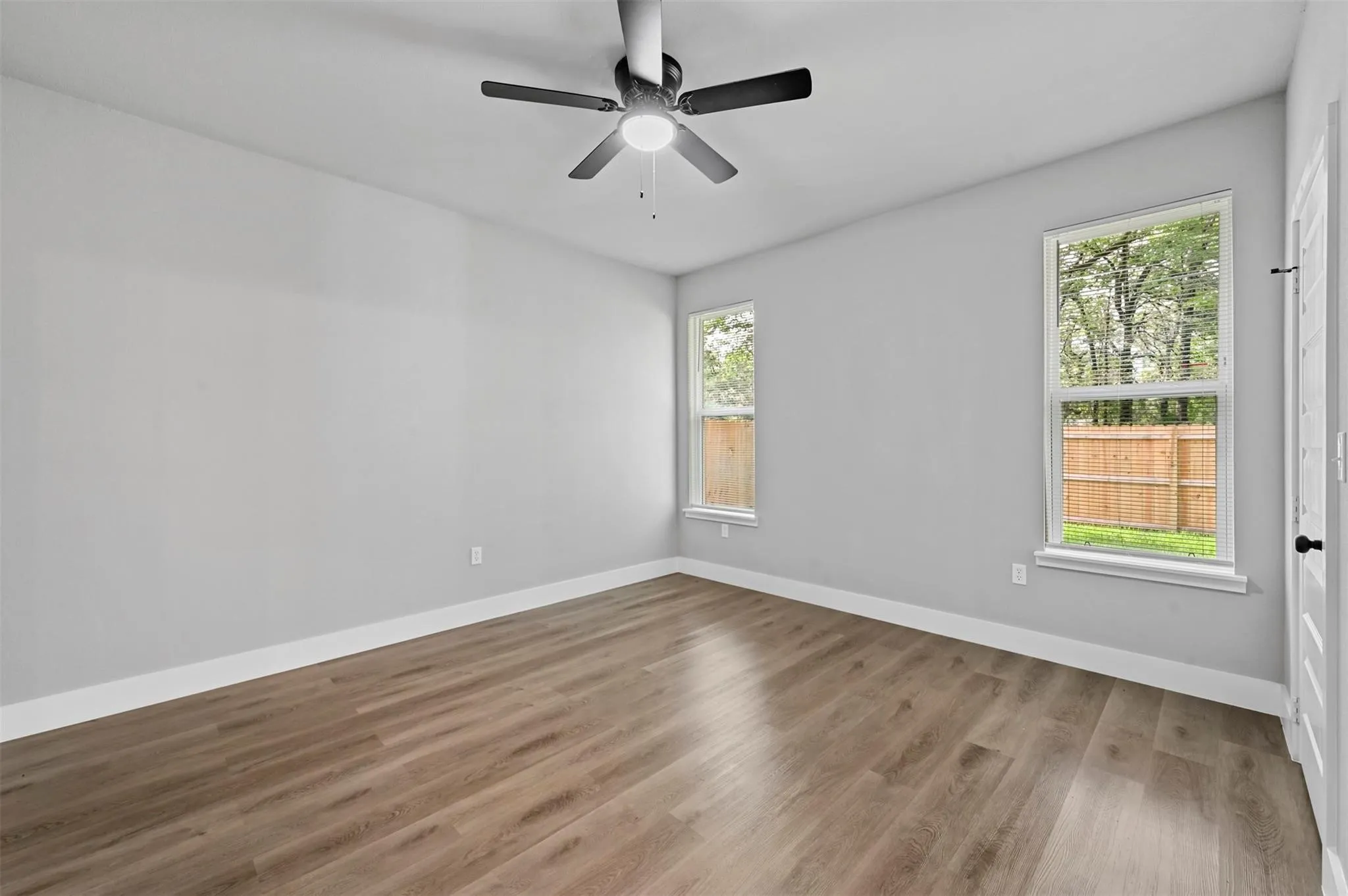 Single Family Residence For Rent in Henderson County , 6147 Shawnee Drive, Mabank, Texas 75156, 3 Bedroom, 2 Bathroom, Garage spaces, 1,380 Sqft, built in 2024, mls#21343367, Real Estate Agent in Mabank, Homes For Rent in Henderson county, Homes For Rent in Mabank, Realtor in Mabank Texas, Real Estate Brokerage Independent Realty Texas, Luminita Cordes Realtor