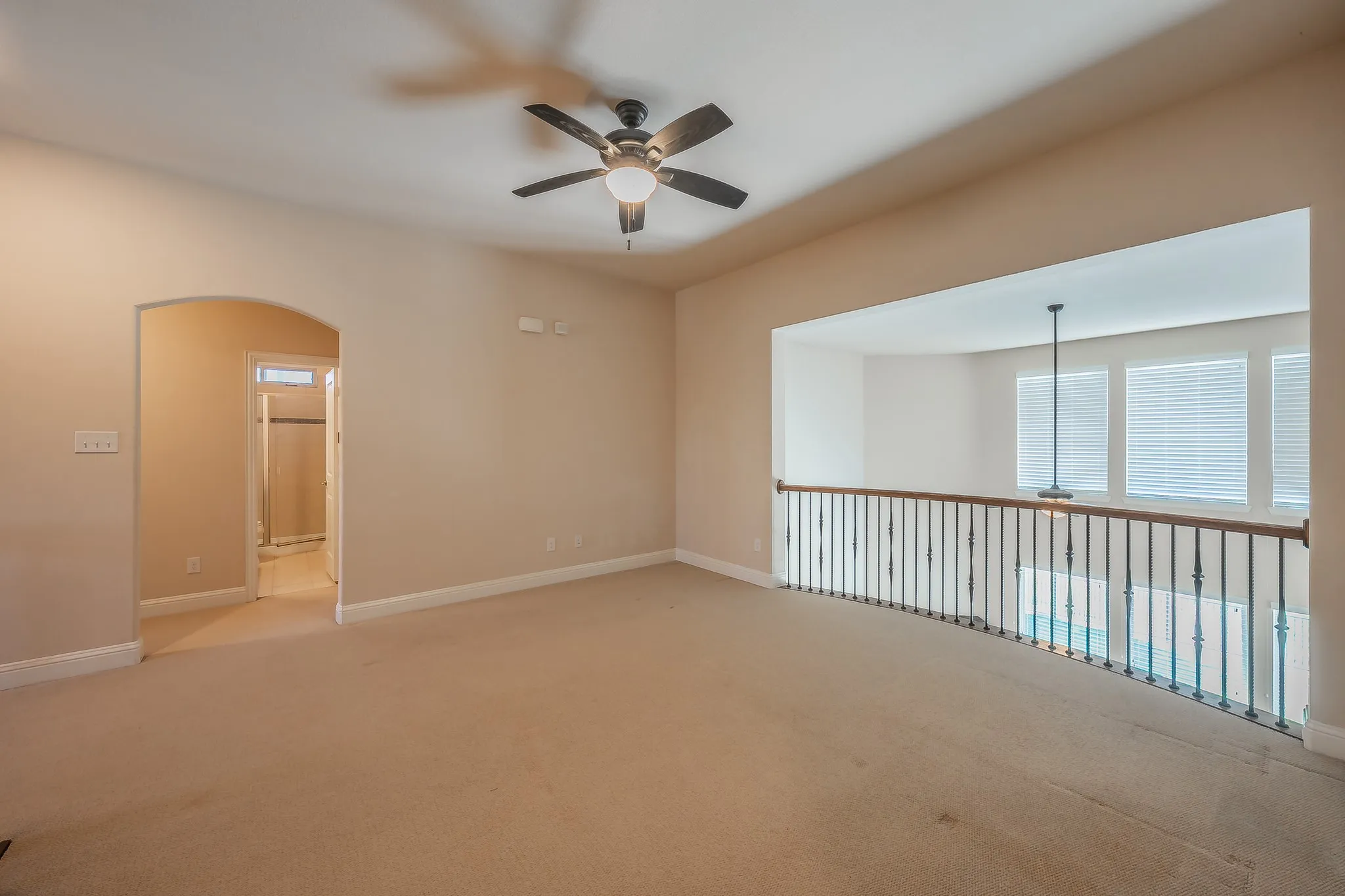Single Family Residence For Rent in Denton County , 15505 Bluffdale Drive, Fort Worth, Texas 76262, 4 Bedroom, 4 Bathroom, Garage spaces, 2,706 Sqft, built in 2015, mls#21343164, Real Estate Agent in Fort Worth, Homes For Rent in Denton county, Homes For Rent in Fort Worth, Realtor in Fort Worth Texas, Real Estate Brokerage Independent Realty Texas, Luminita Cordes Realtor