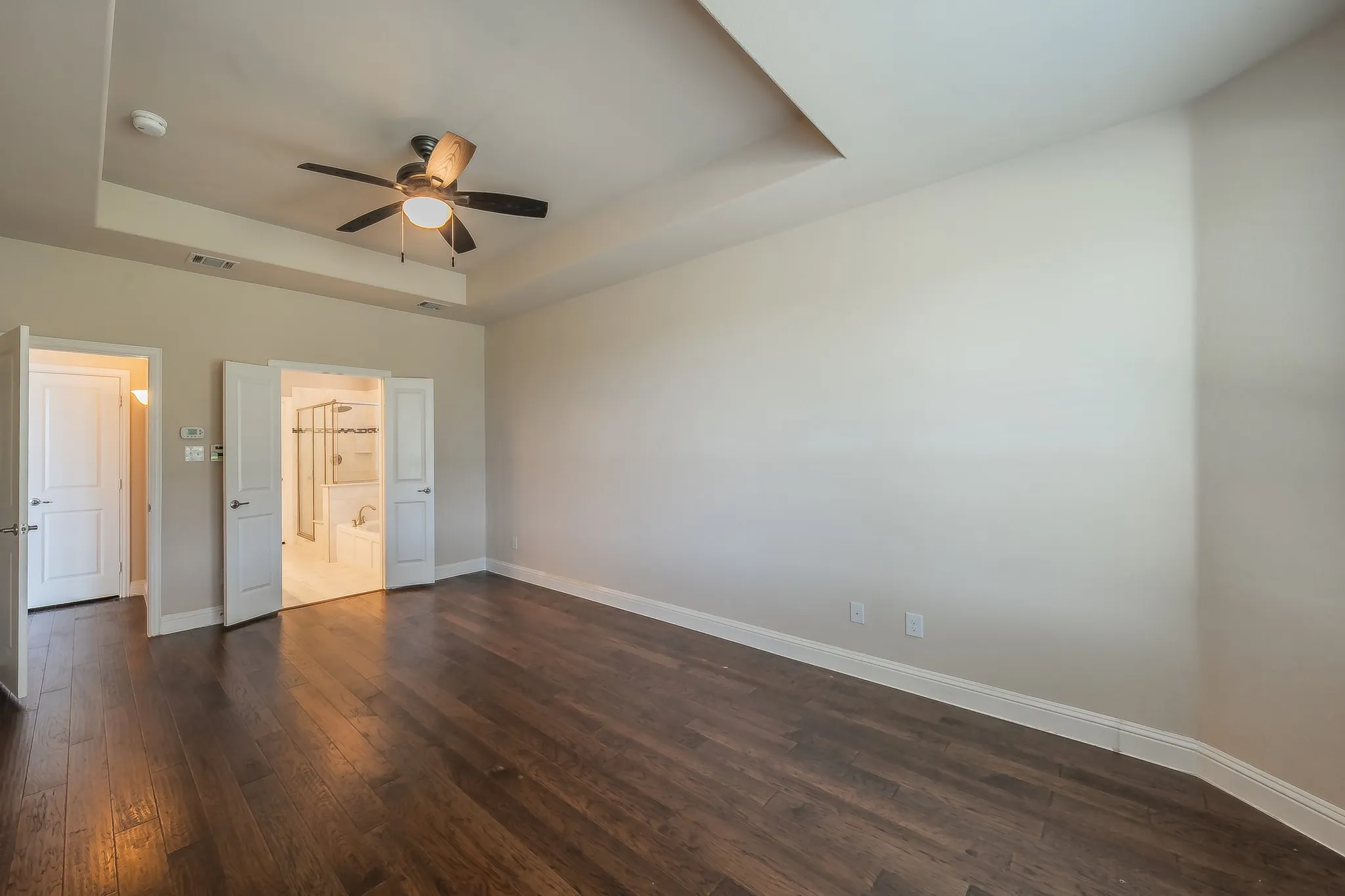 Single Family Residence For Rent in Denton County , 15505 Bluffdale Drive, Fort Worth, Texas 76262, 4 Bedroom, 4 Bathroom, Garage spaces, 2,706 Sqft, built in 2015, mls#21343164, Real Estate Agent in Fort Worth, Homes For Rent in Denton county, Homes For Rent in Fort Worth, Realtor in Fort Worth Texas, Real Estate Brokerage Independent Realty Texas, Luminita Cordes Realtor