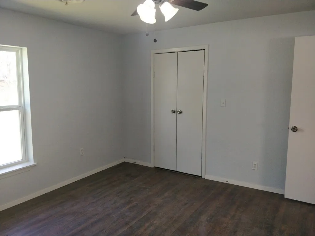 Single Family Residence For Rent in Grayson County , 2900 Mirick, Denison, Texas 75020, 4 Bedrooms, 2 Bathrooms, Garage spaces, 1,587 Sqft, built in 1940, Price $1,600, mls#21343365, Real Estate Agent in Denison, Homes For Rent in Grayson county, Homes For Rent in Denison, Realtor in Denison Texas, Real Estate Brokerage Independent Realty Texas, Luminita Cordes Realtor