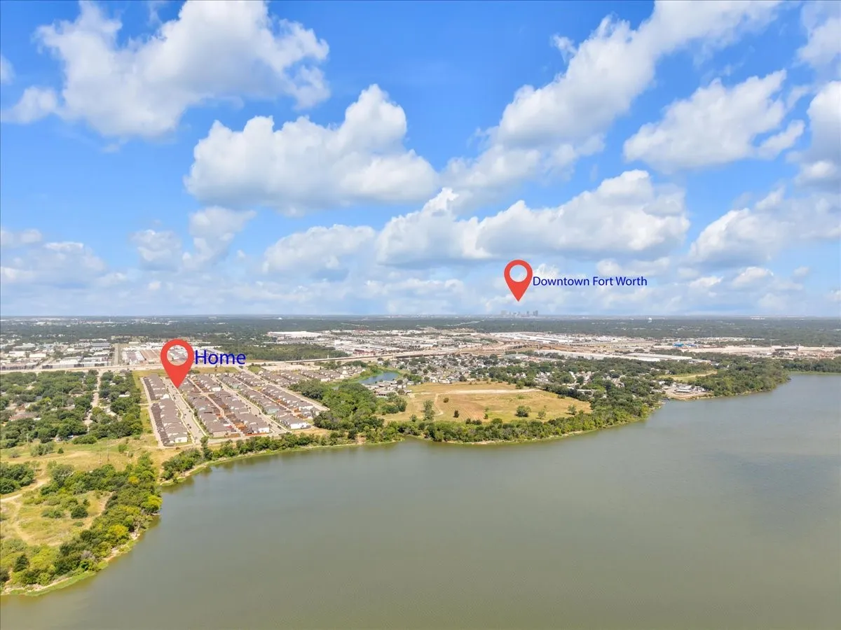 Single Family Residence For Sale in Tarrant County , 5645 Willamette Drive, Fort Worth, Texas 76119, 3 Bedroom, 3 Bathroom, 2 Garage spaces, 2,027 Sqft, built in 2022, mls#21343316, Real Estate Agent in Fort Worth, Homes For Sale in Tarrant county, Homes For Sale in Fort Worth, Realtor in Fort Worth Texas, Real Estate Brokerage Independent Realty Texas, Luminita Cordes Realtor