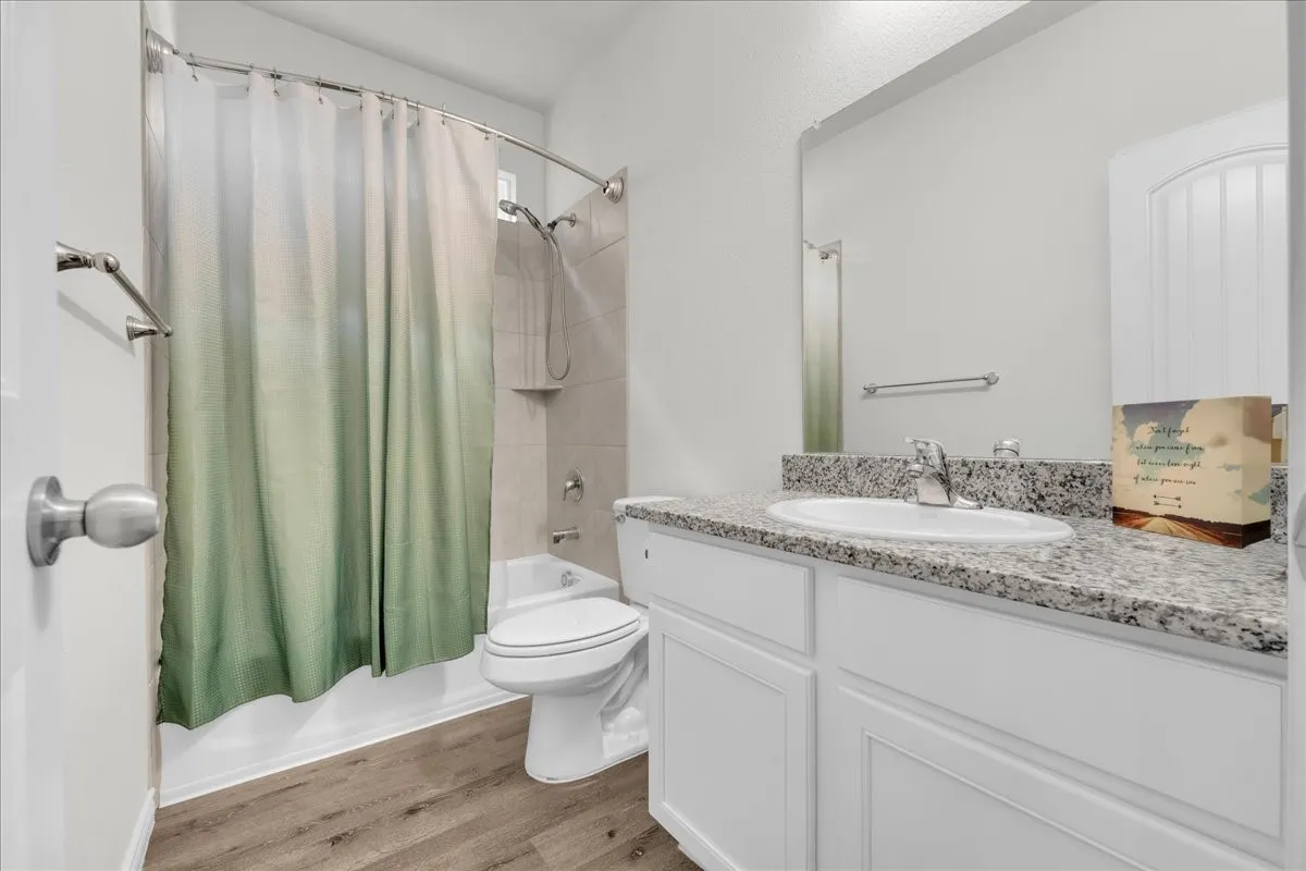 Single Family Residence For Sale in Tarrant County , 5645 Willamette Drive, Fort Worth, Texas 76119, 3 Bedroom, 3 Bathroom, 2 Garage spaces, 2,027 Sqft, built in 2022, mls#21343316, Real Estate Agent in Fort Worth, Homes For Sale in Tarrant county, Homes For Sale in Fort Worth, Realtor in Fort Worth Texas, Real Estate Brokerage Independent Realty Texas, Luminita Cordes Realtor