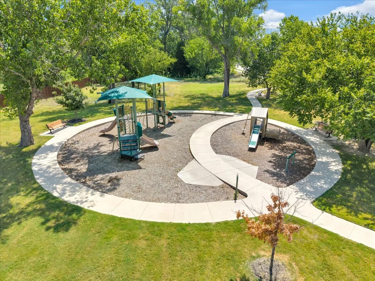 Single Family Residence For Sale in Tarrant County , 5645 Willamette Drive, Fort Worth, Texas 76119, 3 Bedroom, 3 Bathroom, 2 Garage spaces, 2,027 Sqft, built in 2022, mls#21343316, Real Estate Agent in Fort Worth, Homes For Sale in Tarrant county, Homes For Sale in Fort Worth, Realtor in Fort Worth Texas, Real Estate Brokerage Independent Realty Texas, Luminita Cordes Realtor