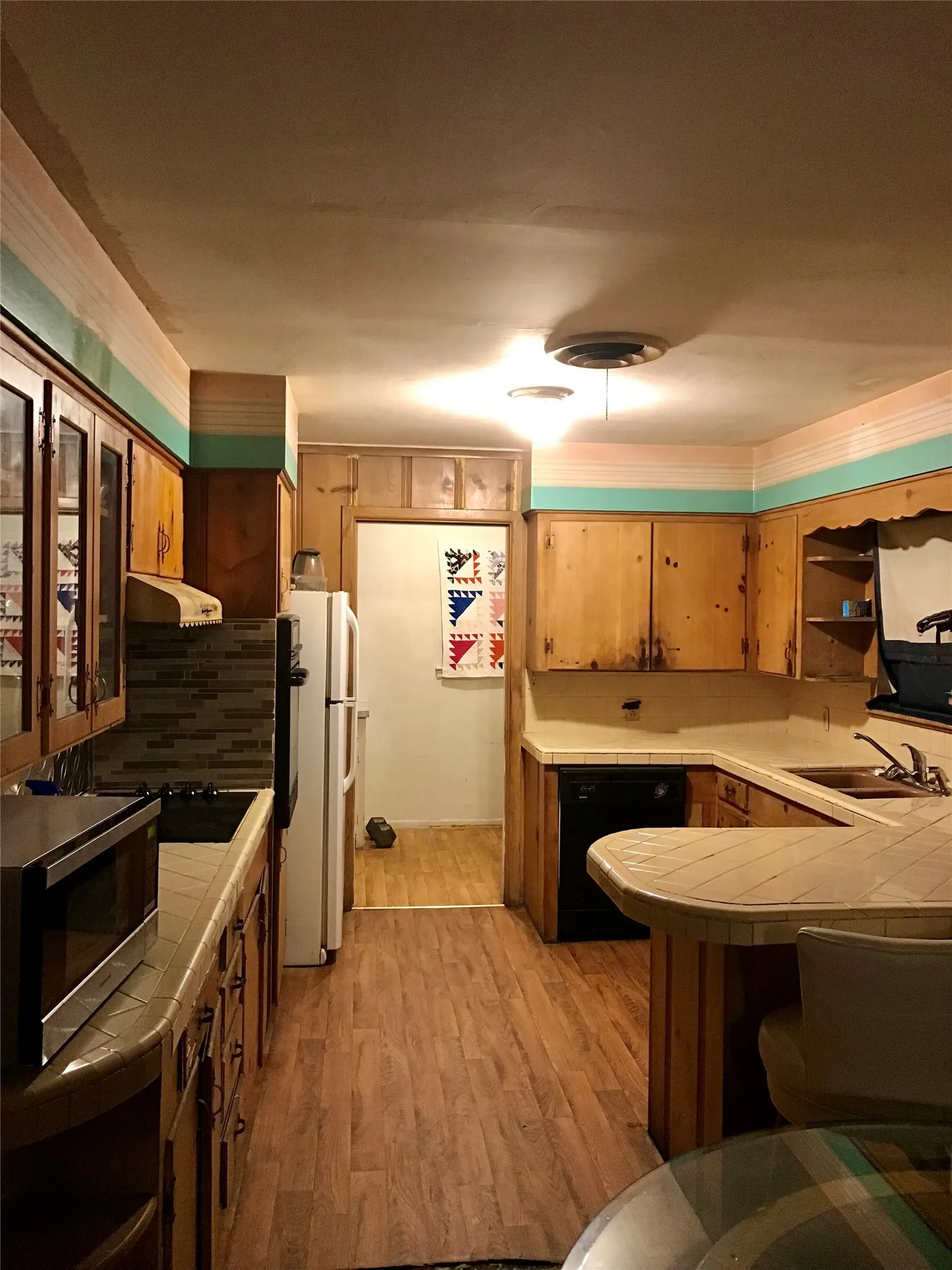 Single Family Residence For Sale in Hopkins County , 1001 College Street, Sulphur Springs, Texas 75482, 2 Bedroom, 2 Bathroom, 2 Garage spaces, 1,652 Sqft, built in 1962, mls#21343305, Real Estate Agent in Sulphur Springs, Homes For Sale in Hopkins county, Homes For Sale in Sulphur Springs, Realtor in Sulphur Springs Texas, Real Estate Brokerage Independent Realty Texas, Luminita Cordes Realtor