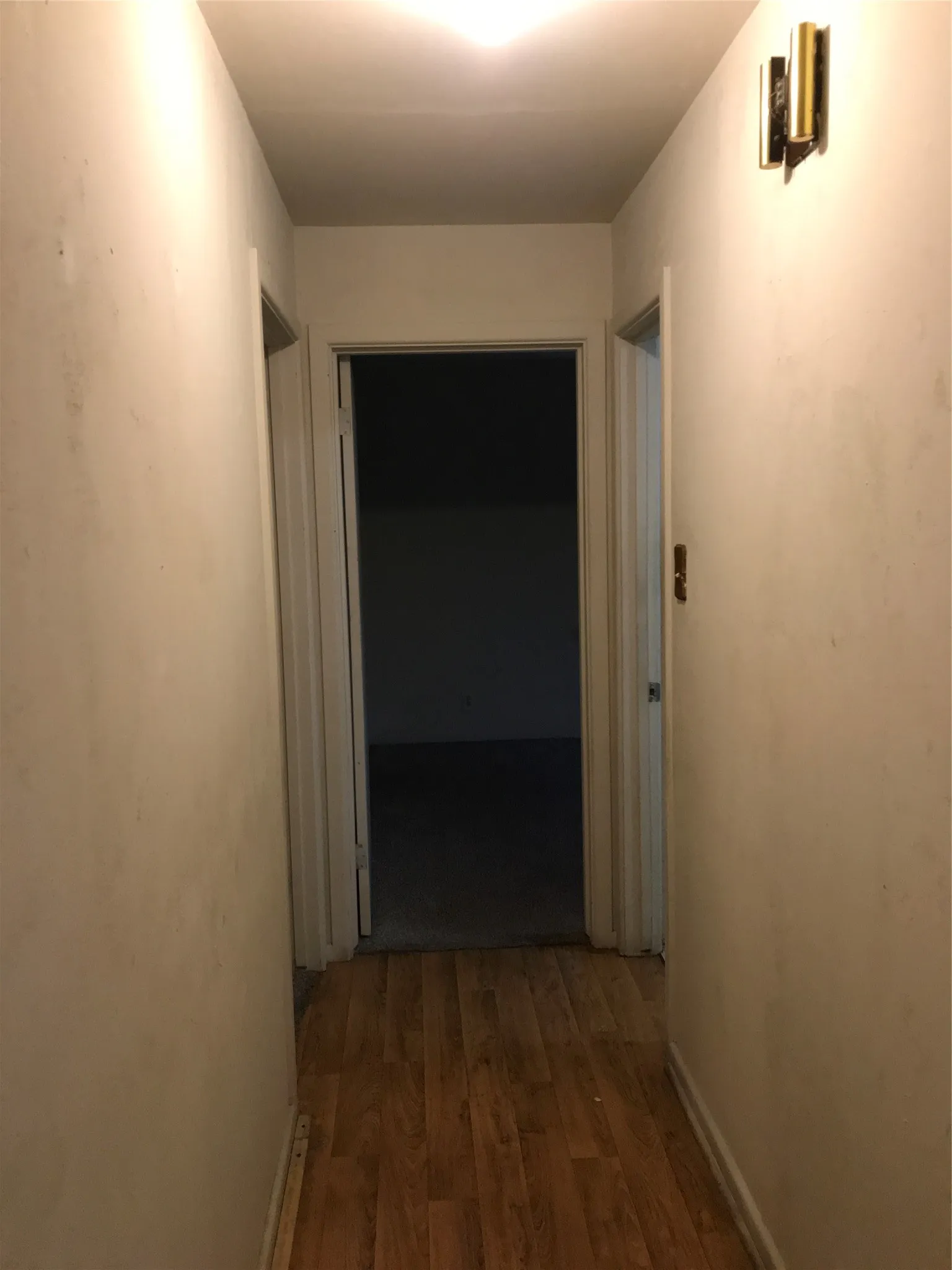 Single Family Residence For Sale in Hopkins County , 1001 College Street, Sulphur Springs, Texas 75482, 2 Bedroom, 2 Bathroom, 2 Garage spaces, 1,652 Sqft, built in 1962, mls#21343305, Real Estate Agent in Sulphur Springs, Homes For Sale in Hopkins county, Homes For Sale in Sulphur Springs, Realtor in Sulphur Springs Texas, Real Estate Brokerage Independent Realty Texas, Luminita Cordes Realtor