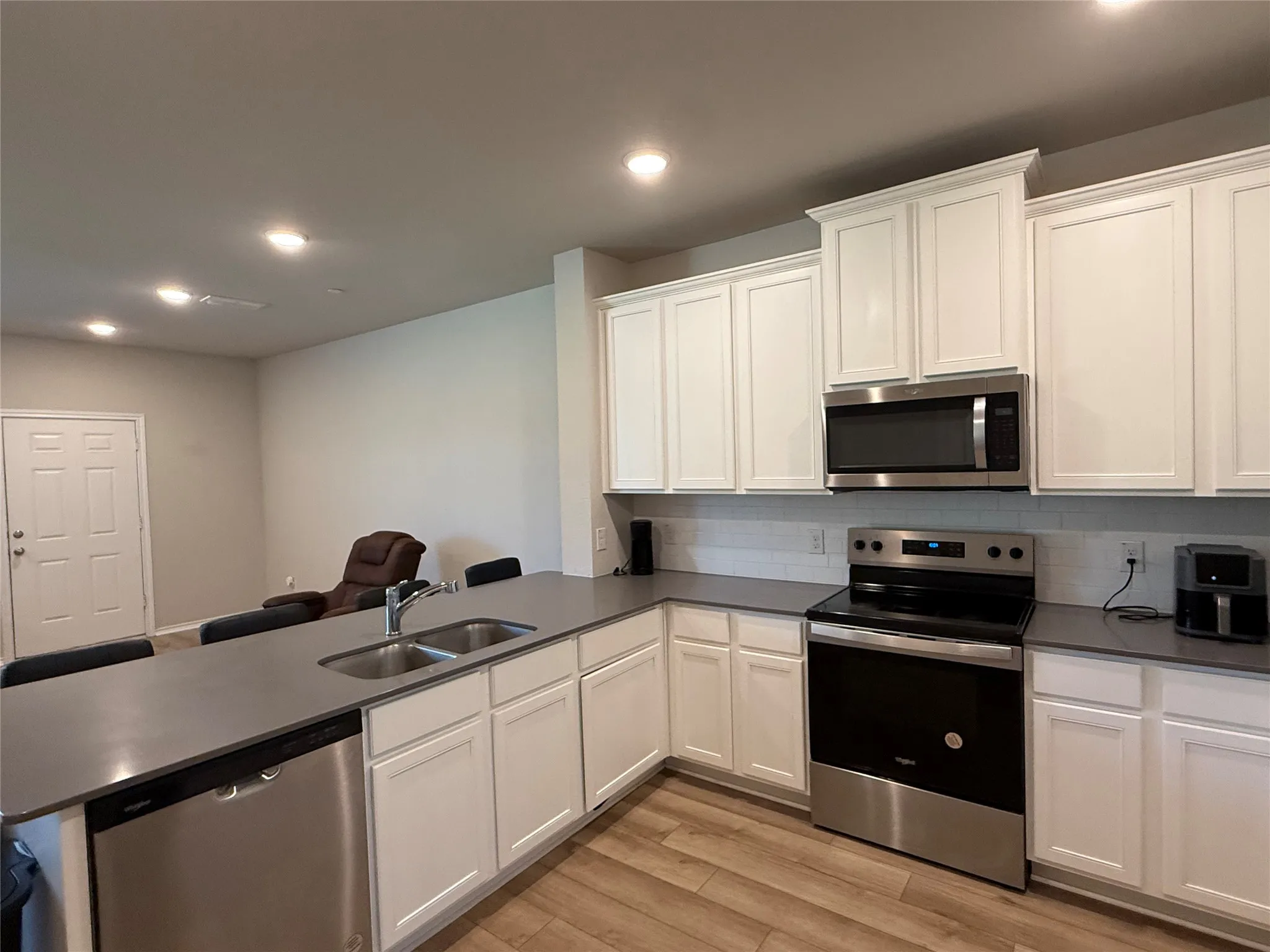 Townhouse For Rent in Dallas County , 3000 Paint Drive 49, Mesquite, Texas 75150, 3 Bedroom, 3 Bathroom, 2 Garage spaces, 1,772 Sqft, built in 2024, mls#21341920, Real Estate Agent in Mesquite, Homes For Rent in Dallas county, Homes For Rent in Mesquite, Realtor in Mesquite Texas, Real Estate Brokerage Independent Realty Texas, Luminita Cordes Realtor
