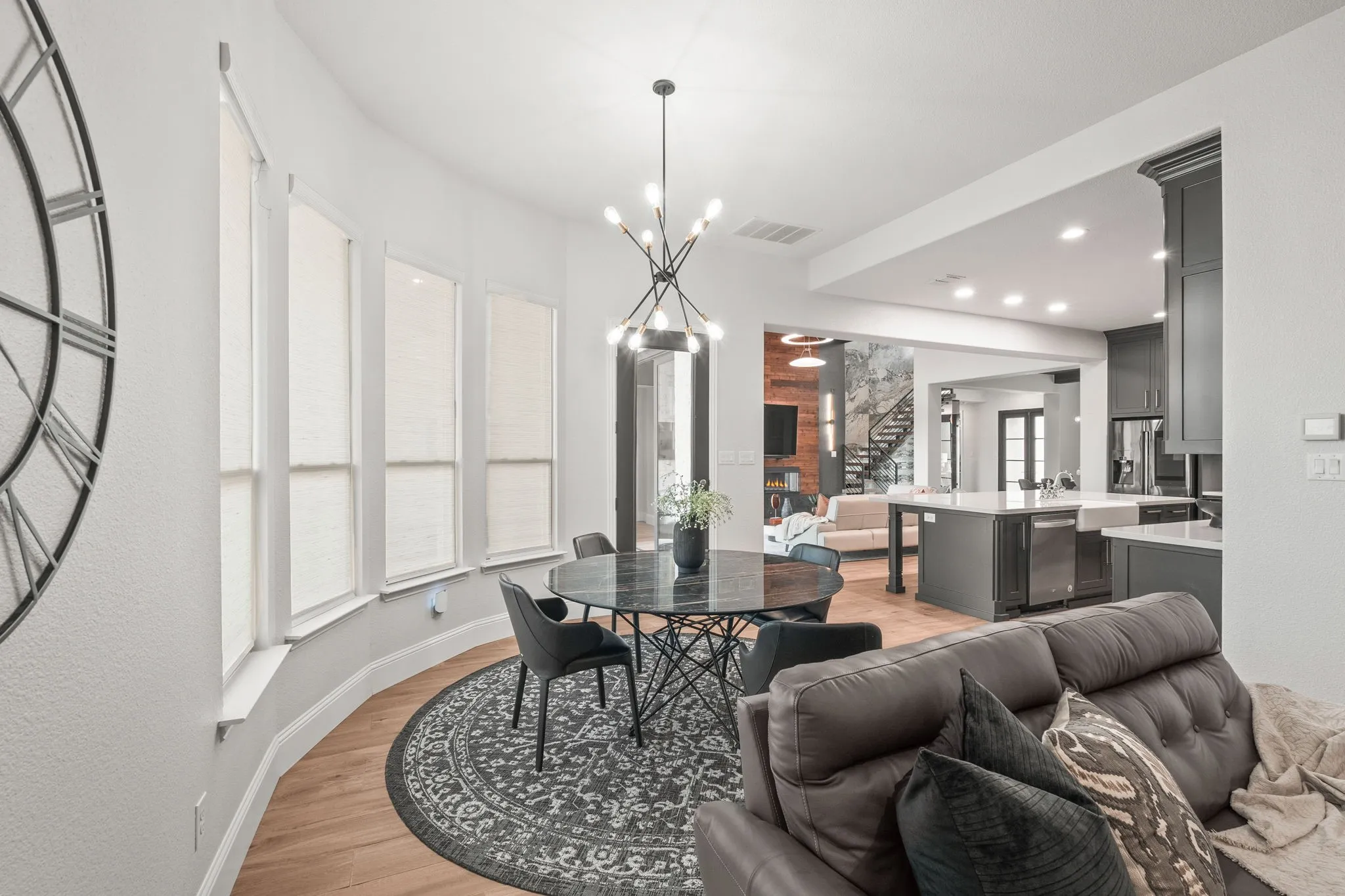 Single Family Residence For Sale in Collin County , 3410 Briarcliff Drive, Prosper, Texas 75078, 5 Bedroom, 6 Bathroom, 3 Garage spaces, 4,609 Sqft, built in 2018, mls#21338683, Real Estate Agent in Prosper, Homes For Sale in Collin county, Homes For Sale in Prosper, Realtor in Prosper Texas, Real Estate Brokerage Independent Realty Texas, Luminita Cordes Realtor