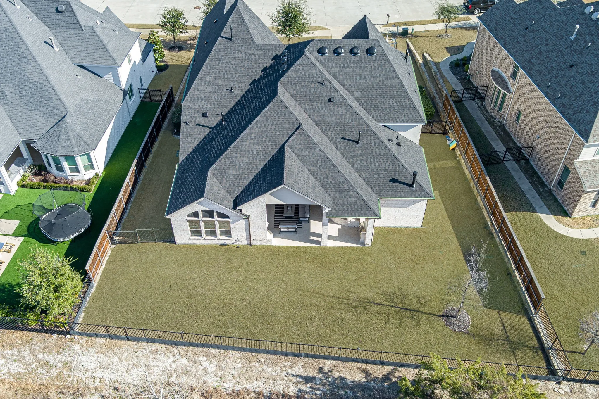 Single Family Residence For Sale in Collin County , 3410 Briarcliff Drive, Prosper, Texas 75078, 5 Bedroom, 6 Bathroom, 3 Garage spaces, 4,609 Sqft, built in 2018, mls#21338683, Real Estate Agent in Prosper, Homes For Sale in Collin county, Homes For Sale in Prosper, Realtor in Prosper Texas, Real Estate Brokerage Independent Realty Texas, Luminita Cordes Realtor