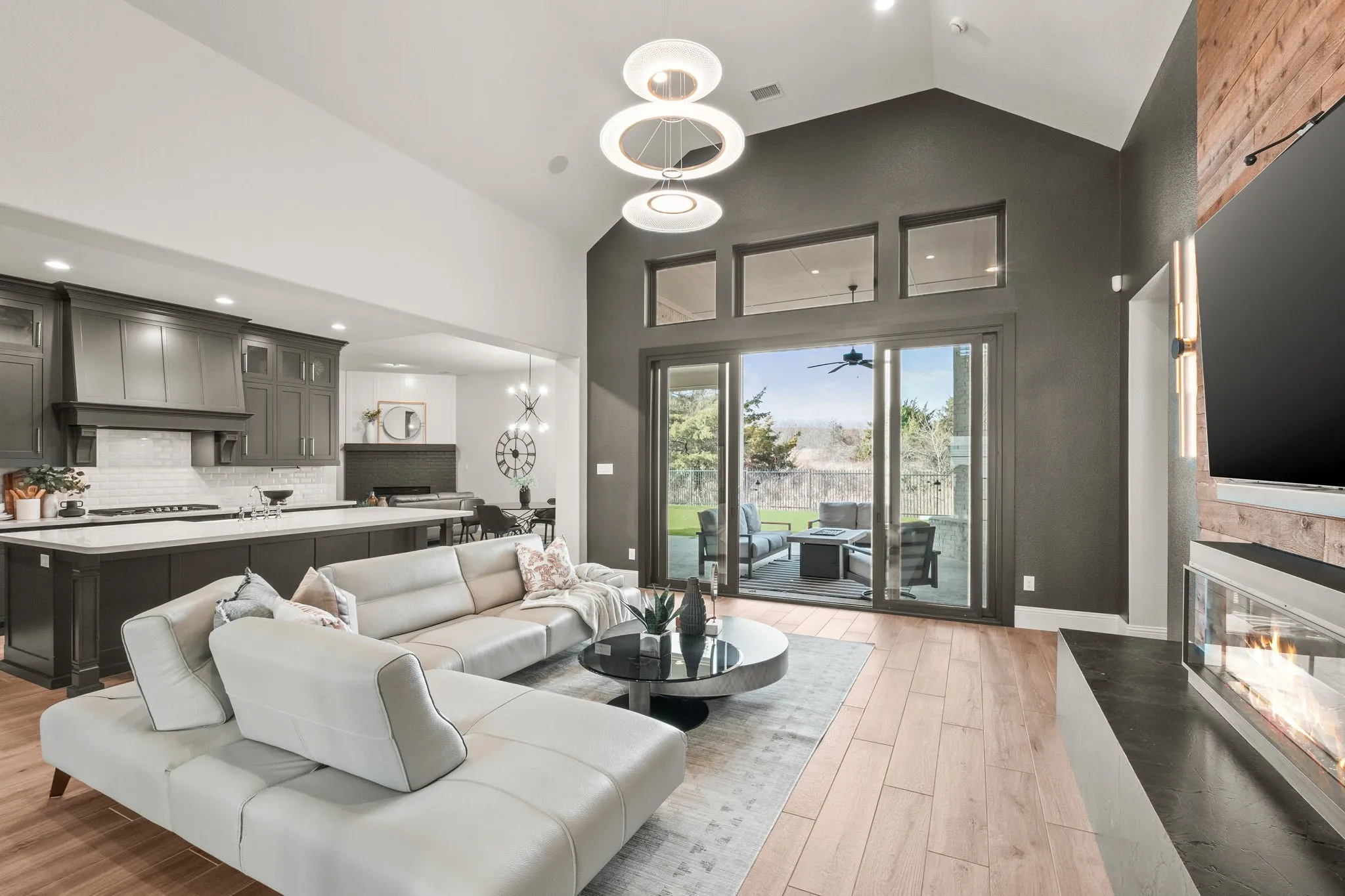 Single Family Residence For Sale in Collin County , 3410 Briarcliff Drive, Prosper, Texas 75078, 5 Bedroom, 6 Bathroom, 3 Garage spaces, 4,609 Sqft, built in 2018, mls#21338683, Real Estate Agent in Prosper, Homes For Sale in Collin county, Homes For Sale in Prosper, Realtor in Prosper Texas, Real Estate Brokerage Independent Realty Texas, Luminita Cordes Realtor