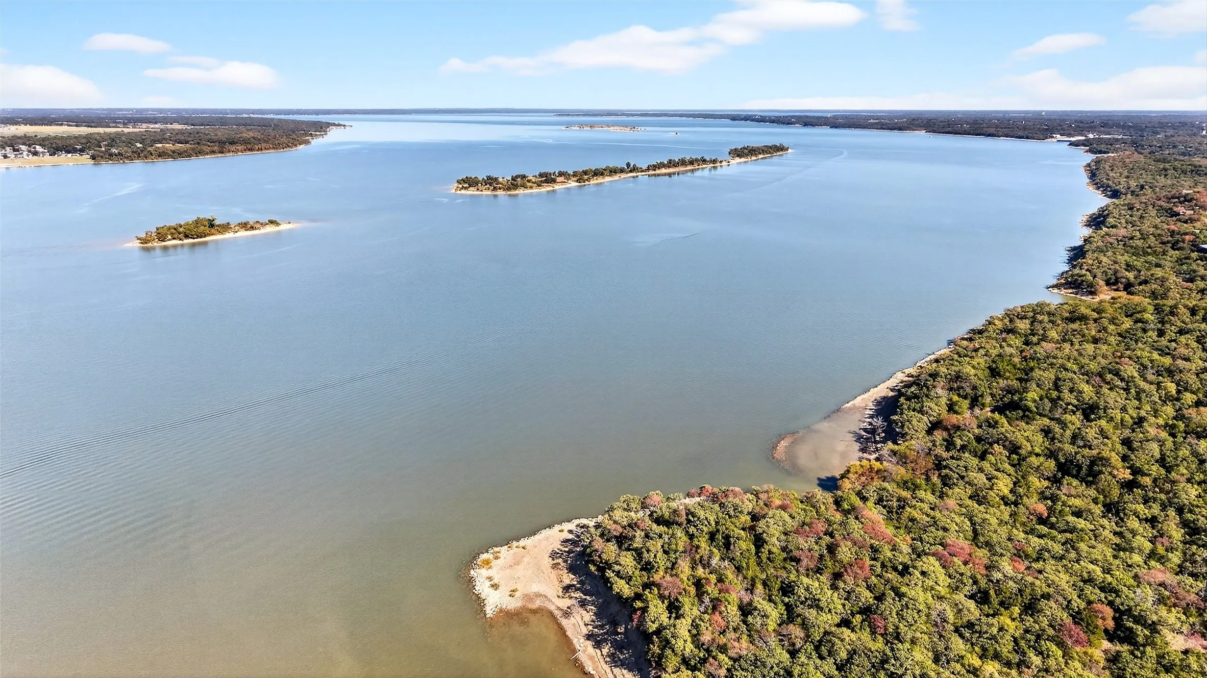Ranch For Sale in Grayson County , 137 Anderson Lane, Pottsboro, Texas 75076, 0, 0, Garage spaces, 0 Sqft, built in 1952, Price $4,900,000, mls#21343383, Real Estate Agent in Pottsboro, Homes For Sale in Grayson county, Homes For Sale in Pottsboro, Realtor in Pottsboro Texas, Real Estate Brokerage Independent Realty Texas, Luminita Cordes Realtor