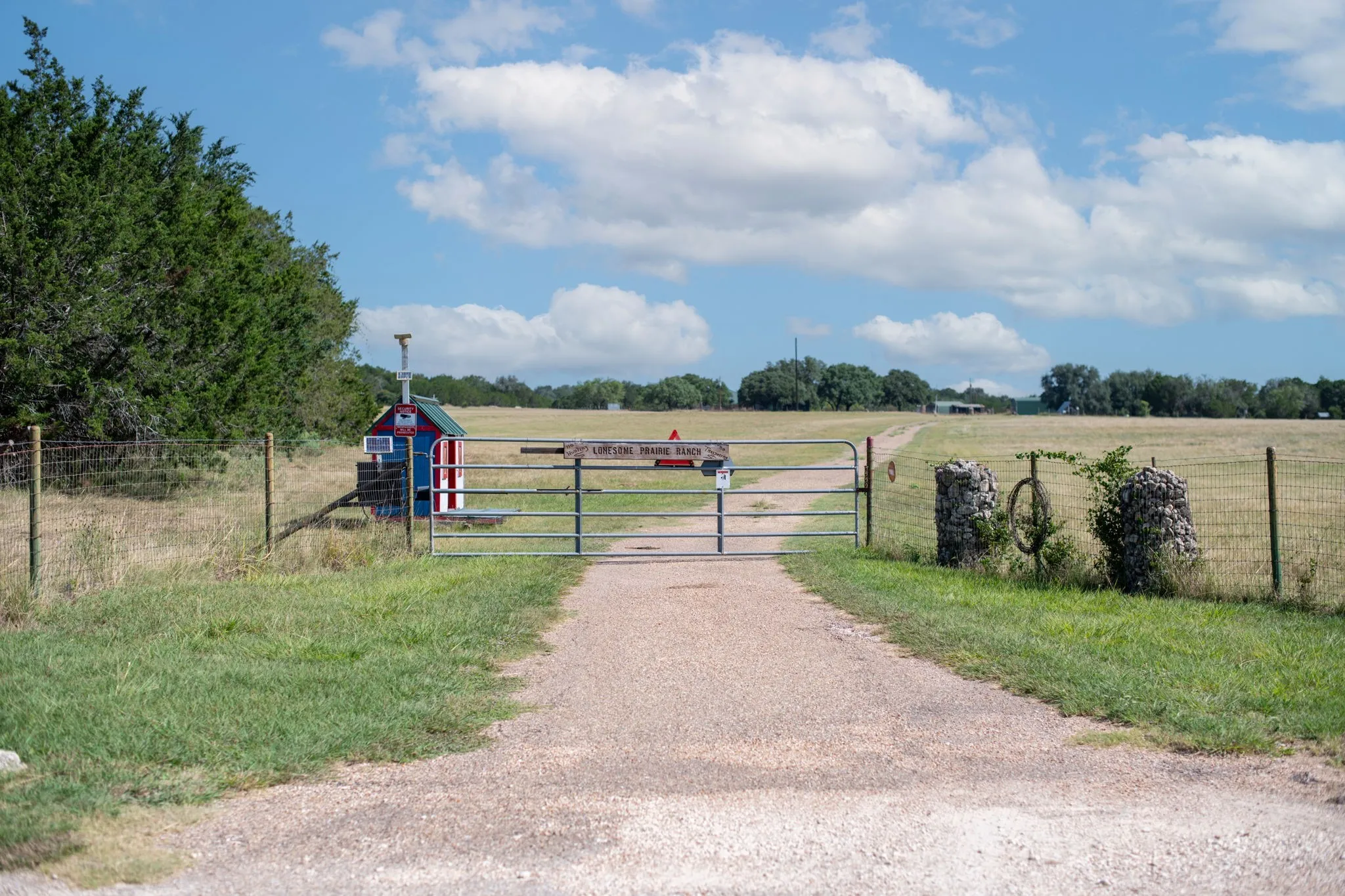 Single Family Residence For Sale in Lampasas County , 853 County Road 4390, Kempner, Texas 76539, 3 Bedroom, 2 Bathroom, 2 Garage spaces, 2,331 Sqft, built in 2001, Price $985,000, mls#21343375, Real Estate Agent in Kempner, Homes For Sale in Lampasas county, Homes For Sale in Kempner, Realtor in Kempner Texas, Real Estate Brokerage Independent Realty Texas, Luminita Cordes Realtor