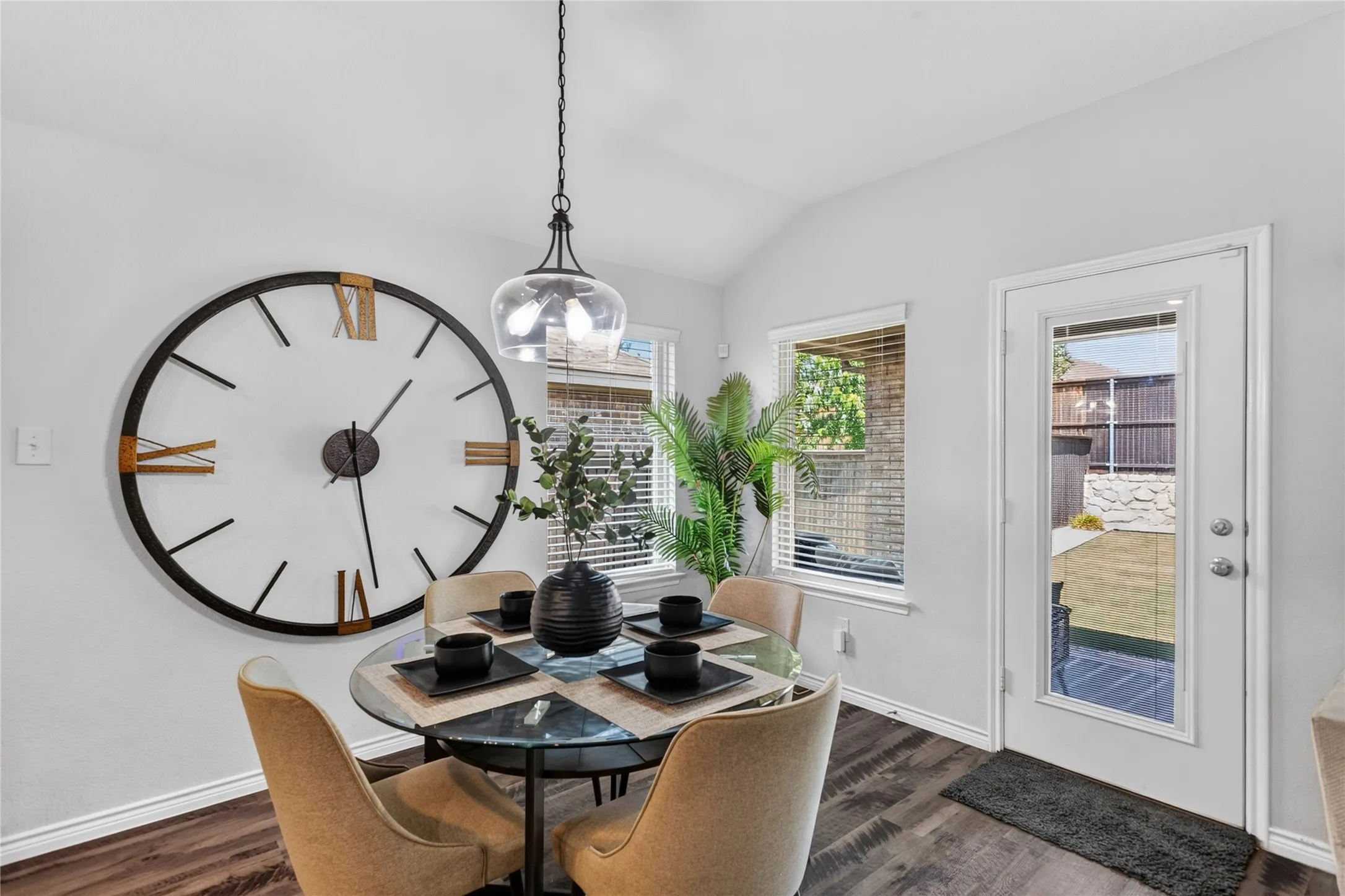 Single Family Residence For Sale in Denton County , 4148 Agatha Lane, Celina, Texas 76227, 4 Bedroom, 2 Bathroom, 2 Garage spaces, 2,036 Sqft, built in 2019, mls#21343390, Real Estate Agent in Celina, Homes For Sale in Denton county, Homes For Sale in Celina, Realtor in Celina Texas, Real Estate Brokerage Independent Realty Texas, Luminita Cordes Realtor
