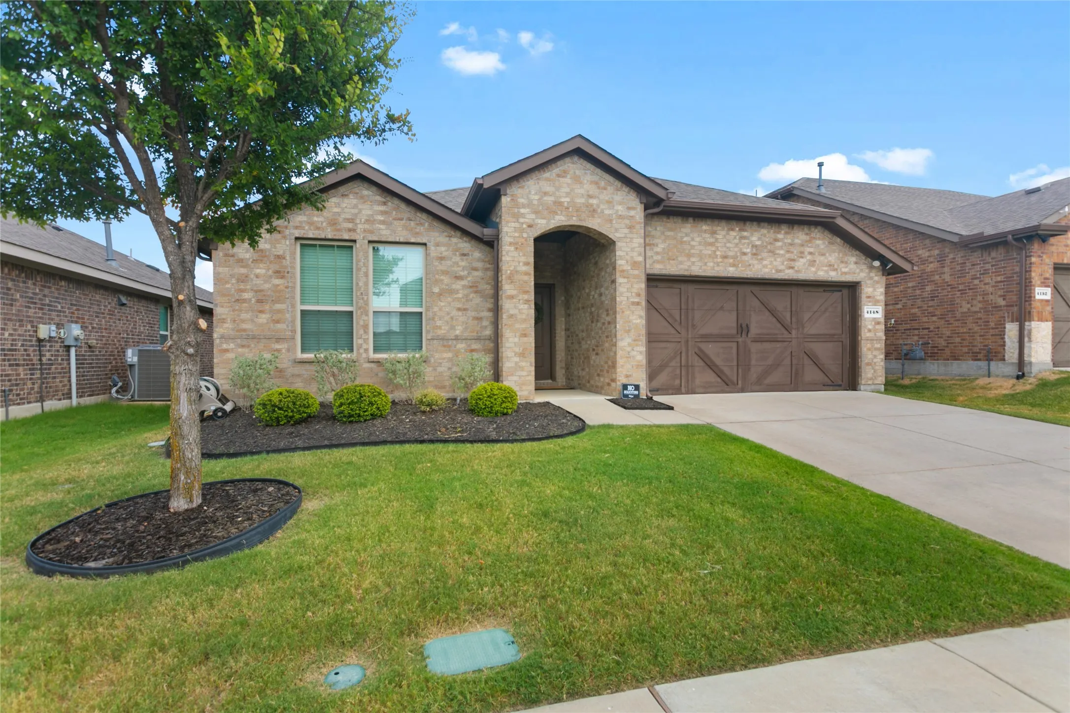 Single Family Residence For Sale in Denton County , 4148 Agatha Lane, Celina, Texas 76227, 4 Bedroom, 2 Bathroom, 2 Garage spaces, 2,036 Sqft, built in 2019, mls#21343390, Real Estate Agent in Celina, Homes For Sale in Denton county, Homes For Sale in Celina, Realtor in Celina Texas, Real Estate Brokerage Independent Realty Texas, Luminita Cordes Realtor