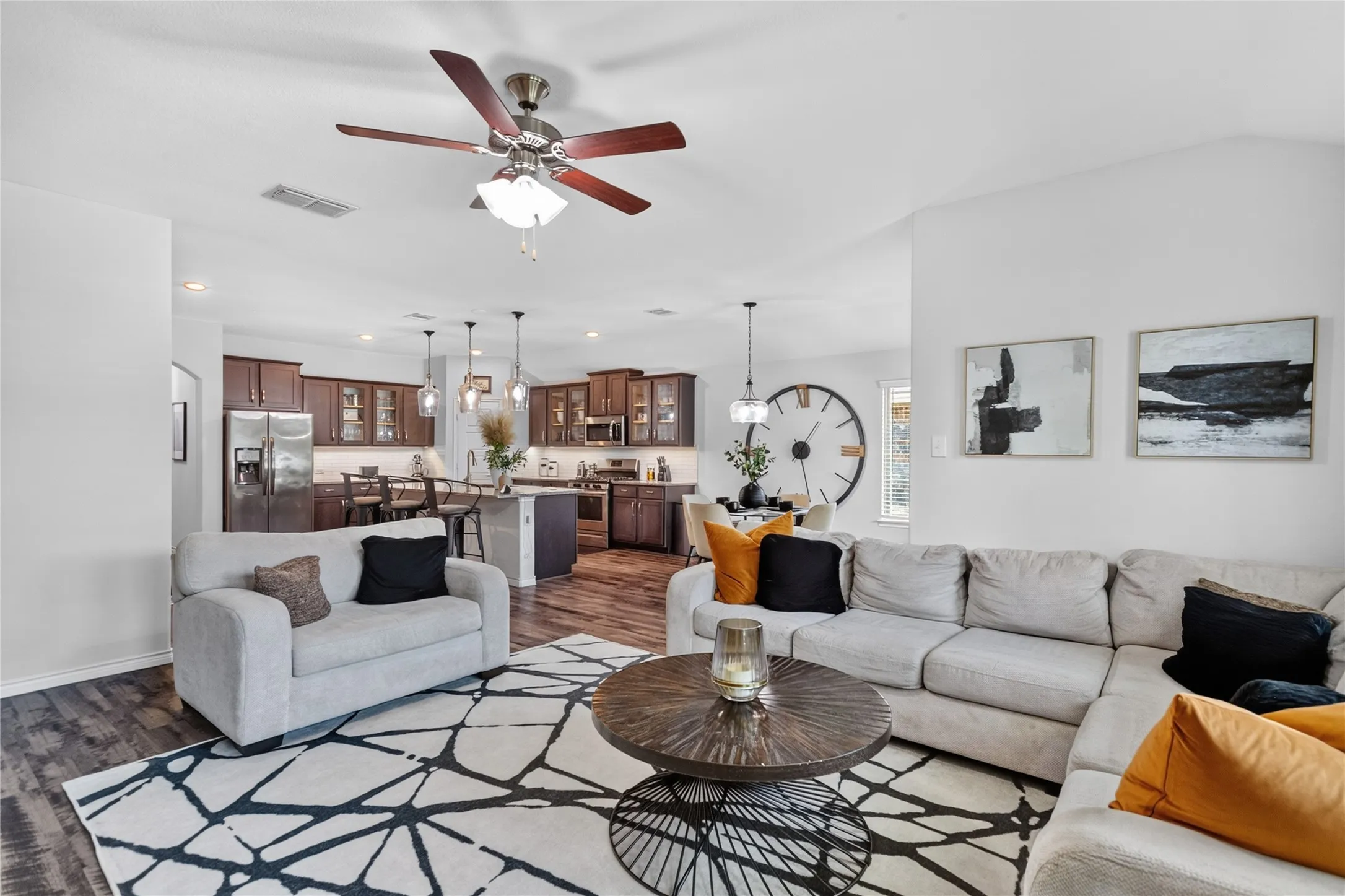 Single Family Residence For Sale in Denton County , 4148 Agatha Lane, Celina, Texas 76227, 4 Bedroom, 2 Bathroom, 2 Garage spaces, 2,036 Sqft, built in 2019, mls#21343390, Real Estate Agent in Celina, Homes For Sale in Denton county, Homes For Sale in Celina, Realtor in Celina Texas, Real Estate Brokerage Independent Realty Texas, Luminita Cordes Realtor