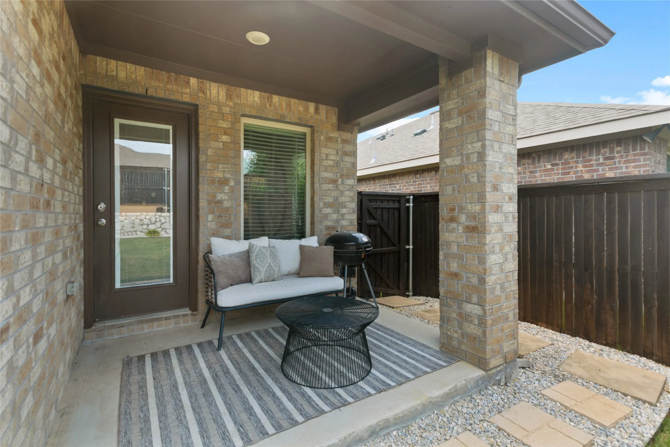 Single Family Residence For Sale in Denton County , 4148 Agatha Lane, Celina, Texas 76227, 4 Bedroom, 2 Bathroom, 2 Garage spaces, 2,036 Sqft, built in 2019, mls#21343390, Real Estate Agent in Celina, Homes For Sale in Denton county, Homes For Sale in Celina, Realtor in Celina Texas, Real Estate Brokerage Independent Realty Texas, Luminita Cordes Realtor