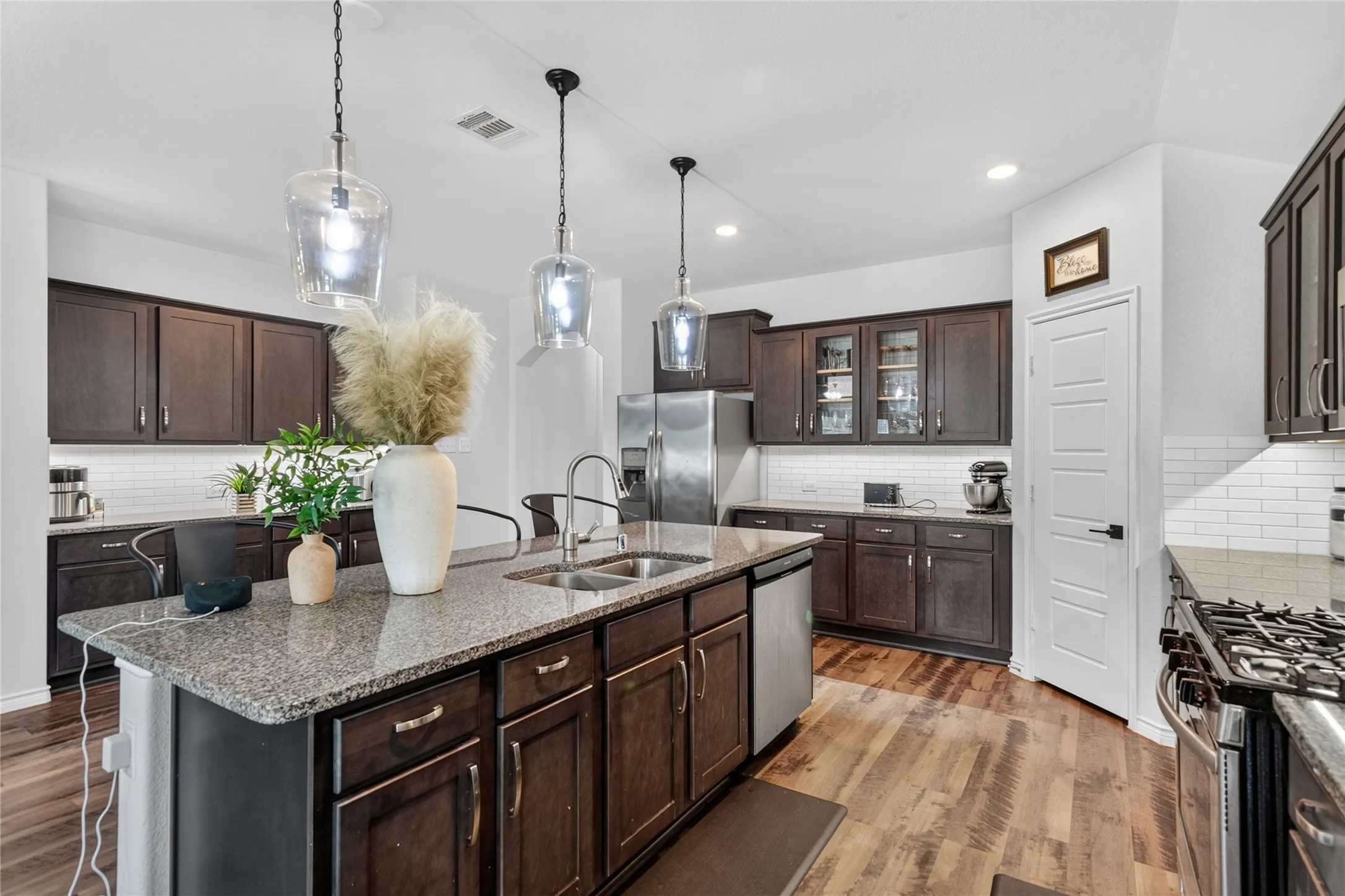 Single Family Residence For Sale in Denton County , 4148 Agatha Lane, Celina, Texas 76227, 4 Bedroom, 2 Bathroom, 2 Garage spaces, 2,036 Sqft, built in 2019, mls#21343390, Real Estate Agent in Celina, Homes For Sale in Denton county, Homes For Sale in Celina, Realtor in Celina Texas, Real Estate Brokerage Independent Realty Texas, Luminita Cordes Realtor