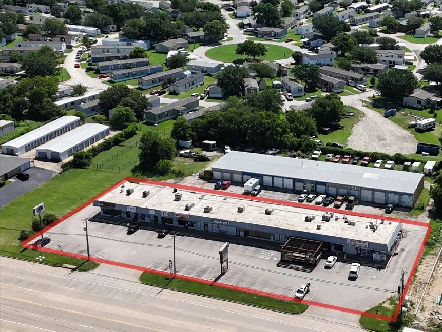 Retail For Sale in Tarrant County , 800 N Crowley Road, Crowley, Texas 76036, 0, 0, Garage spaces, 11,365 Sqft, built in 1972, Price $2,195,000, mls#21332349, Real Estate Agent in Crowley, Homes For Sale in Tarrant county, Homes For Sale in Crowley, Realtor in Crowley Texas, Real Estate Brokerage Independent Realty Texas, Luminita Cordes Realtor