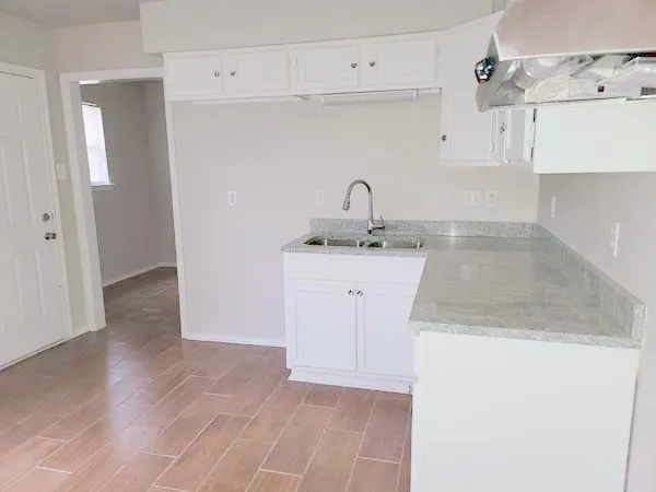 Single Family Residence For Rent in Ellis County , 114 Opal Street, Waxahachie, Texas 75165, 3 Bedroom, 1 Bathroom, Garage spaces, 1,088 Sqft, built in 1998, mls#21343417, Real Estate Agent in Waxahachie, Homes For Rent in Ellis county, Homes For Rent in Waxahachie, Realtor in Waxahachie Texas, Real Estate Brokerage Independent Realty Texas, Luminita Cordes Realtor