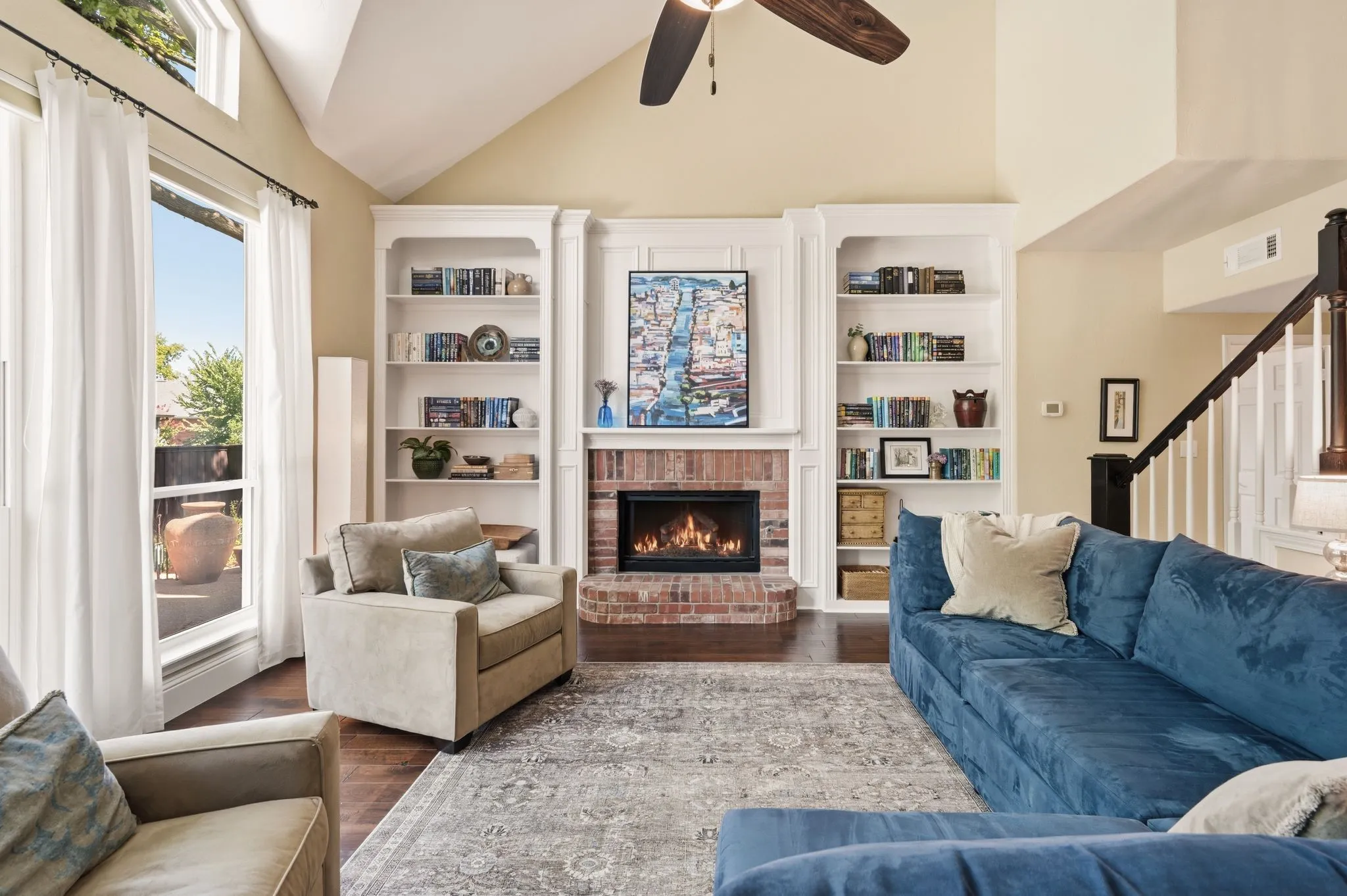 Single Family Residence For Sale in Denton County , 2013 Concord Drive, Flower Mound, Texas 75022, 4 Bedroom, 3 Bathroom, 3 Garage spaces, 3,029 Sqft, built in 1992, mls#21342884, Real Estate Agent in Flower Mound, Homes For Sale in Denton county, Homes For Sale in Flower Mound, Realtor in Flower Mound Texas, Real Estate Brokerage Independent Realty Texas, Luminita Cordes Realtor